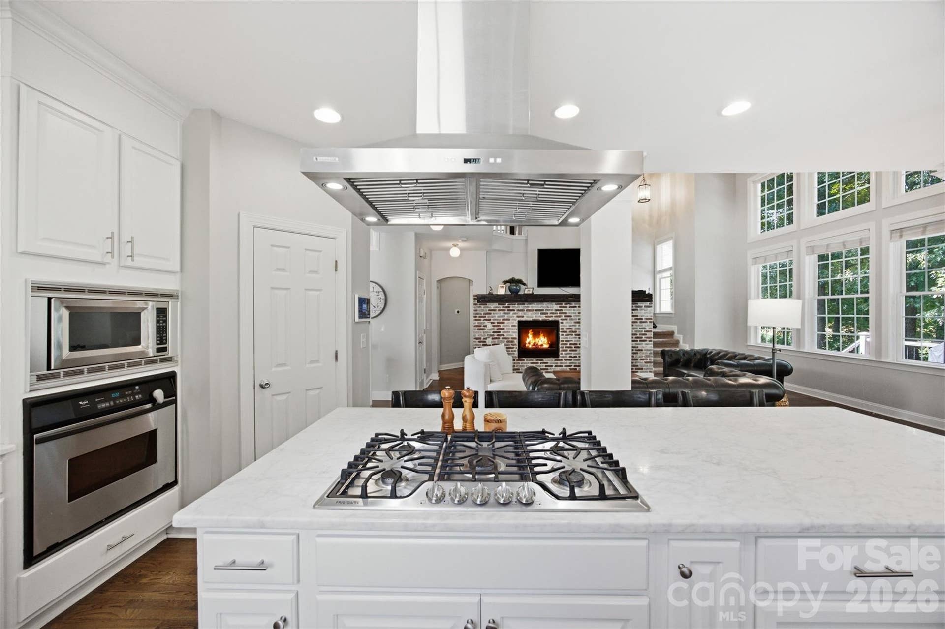 10104 Devonshire Drive, Huntersville, NC 28078 10104 Devonshire Drive, Huntersville, NC 28078