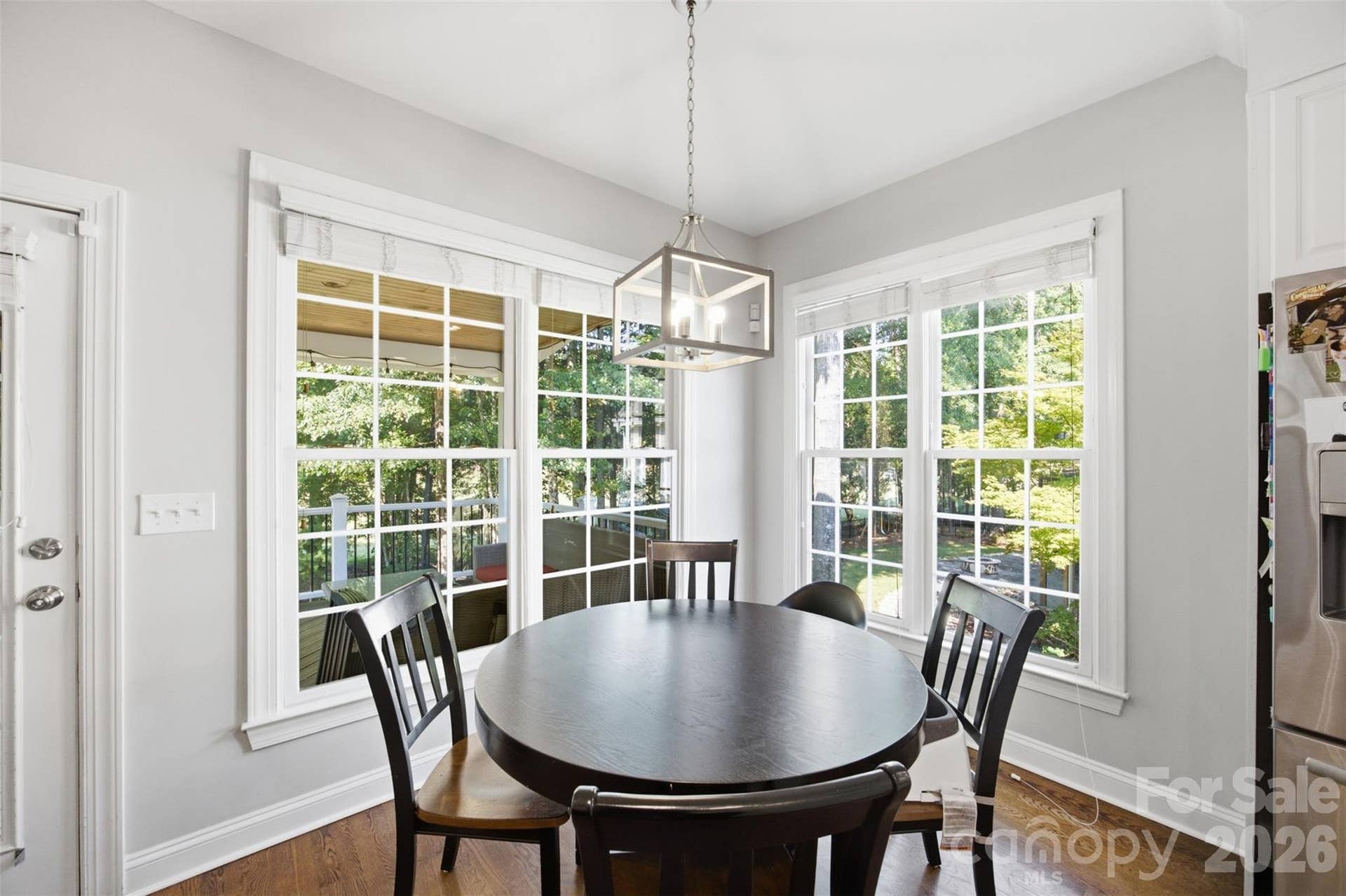 10104 Devonshire Drive, Huntersville, NC 28078 Lots of natrual light