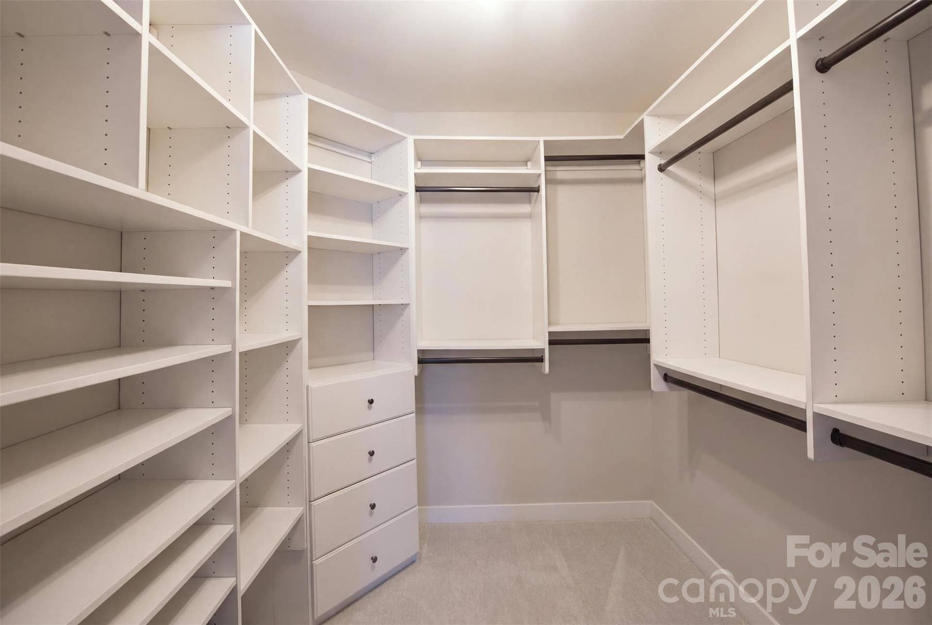10104 Devonshire Drive, Huntersville, NC 28078 Closet with organizers and built ins