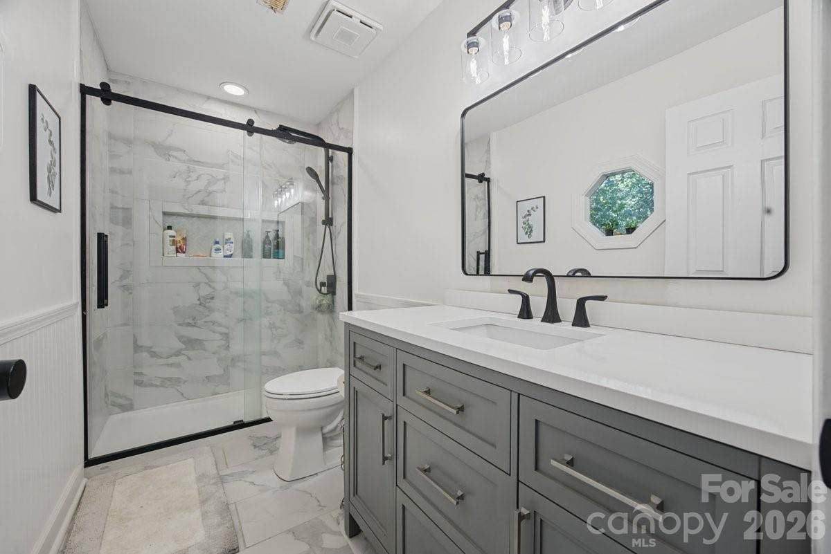 2703 Blythe Road, Waxhaw, NC 28173 Primary Bath
