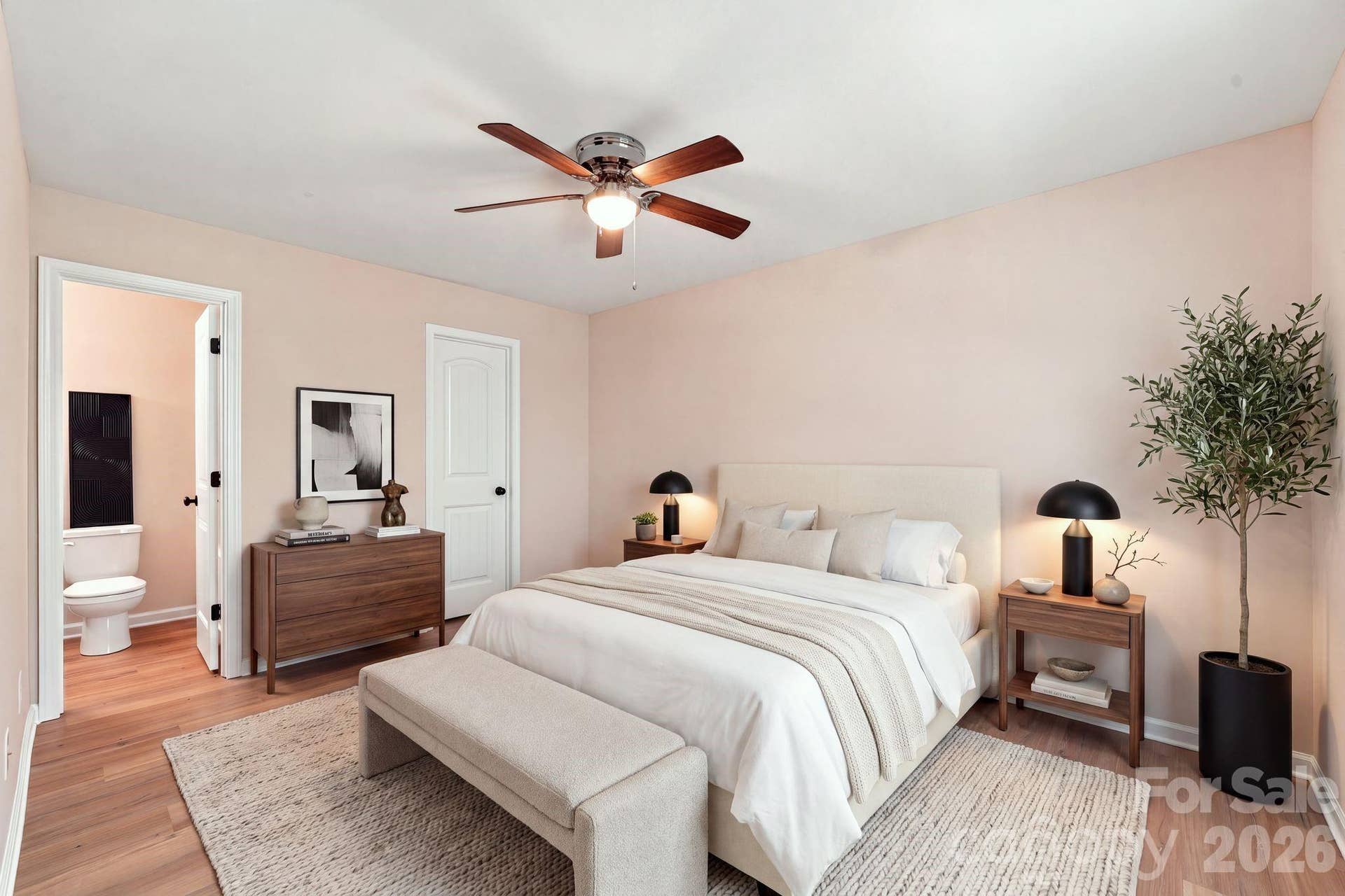 2nd bedroom Upstairs guest bedroom with direct access to the bathroom. This room is virtually stages