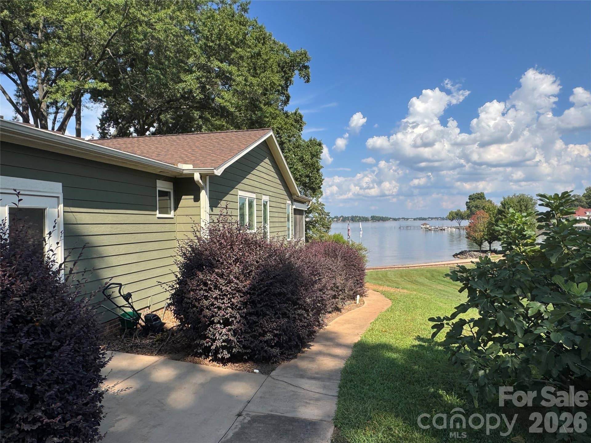 1828 Hagers Point Lane, Denver, NC 28037