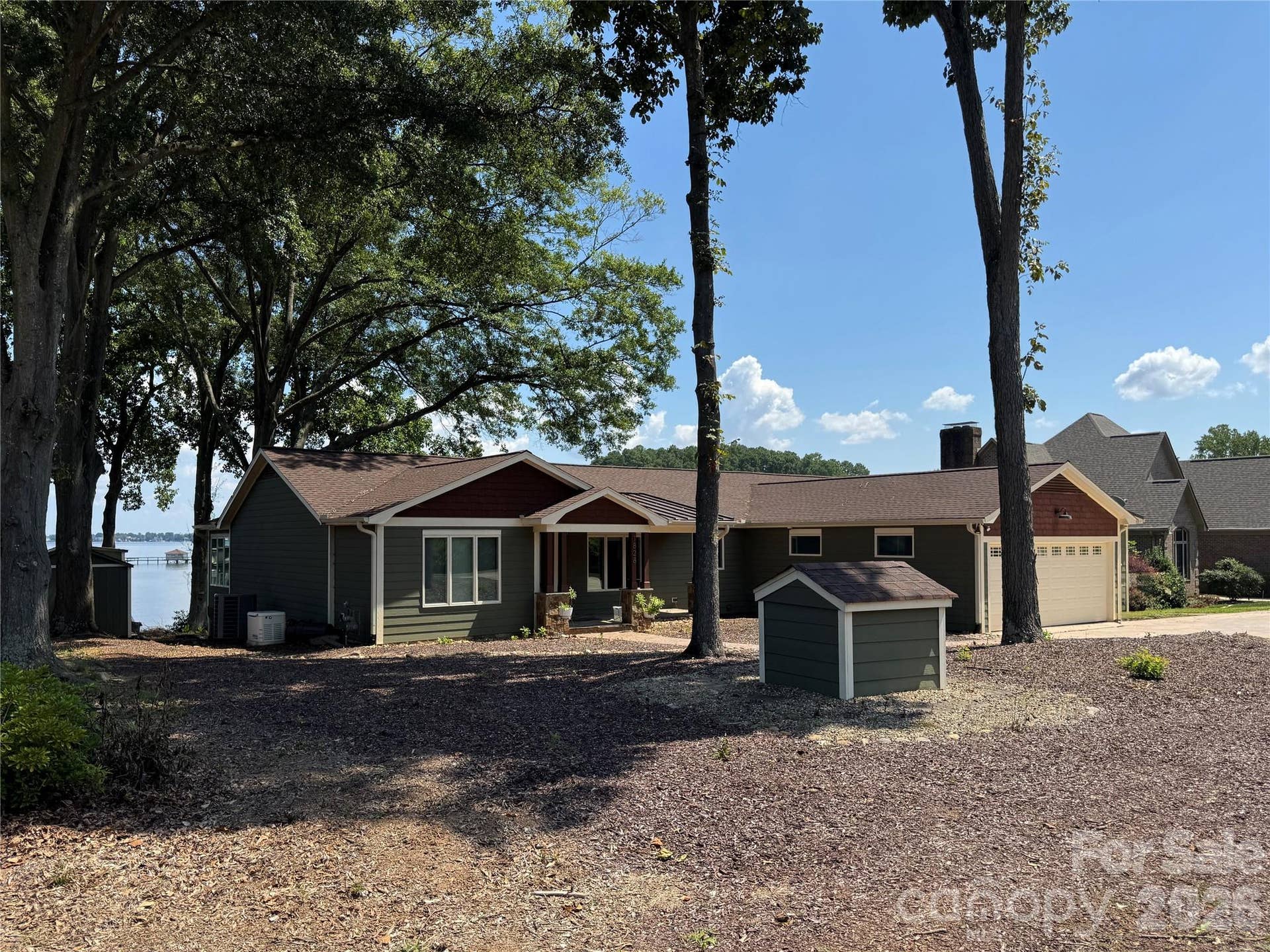 1828 Hagers Point Lane, Denver, NC 28037