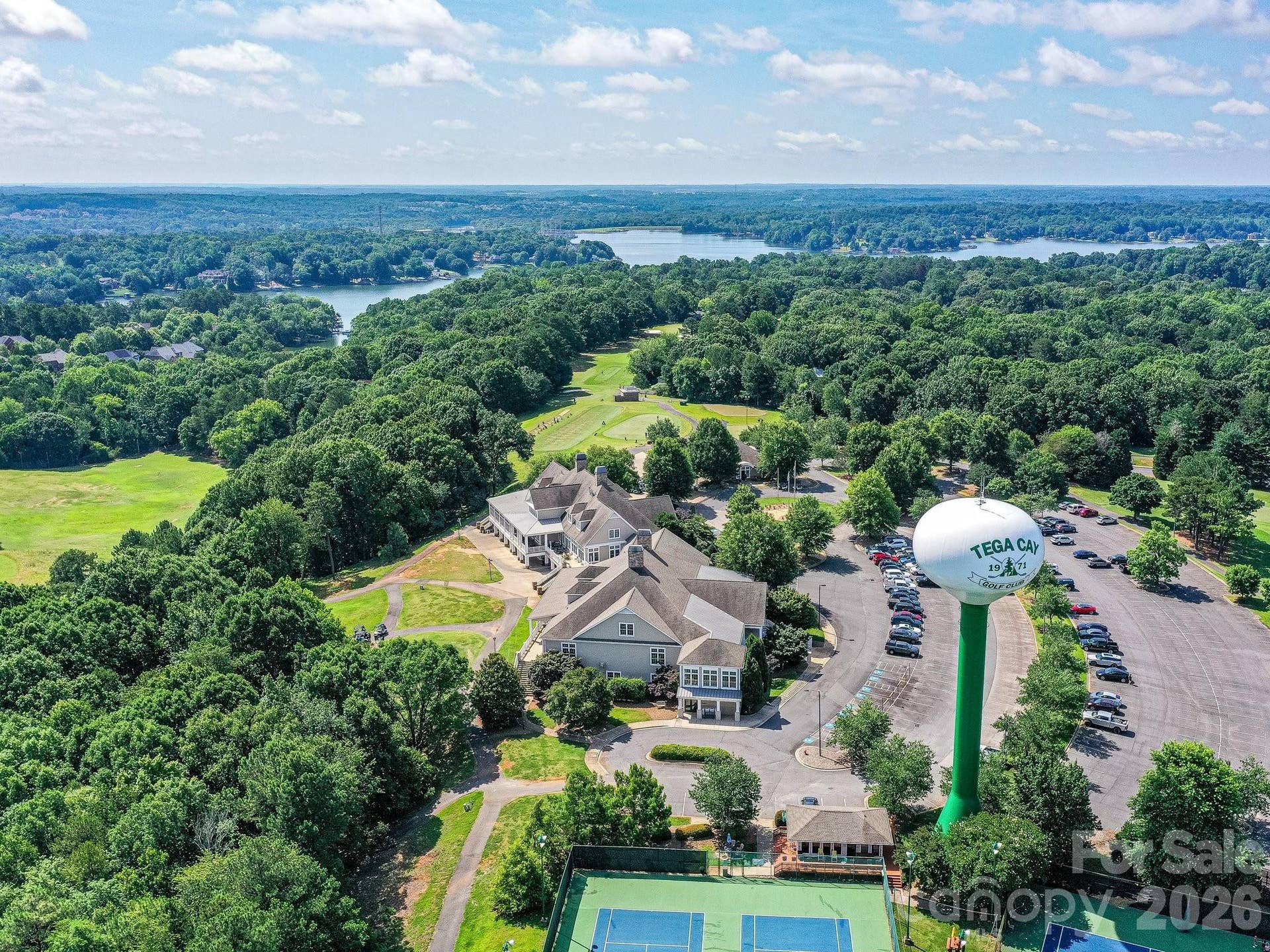1021 Knob Creek Lane, Tega Cay, SC 29708