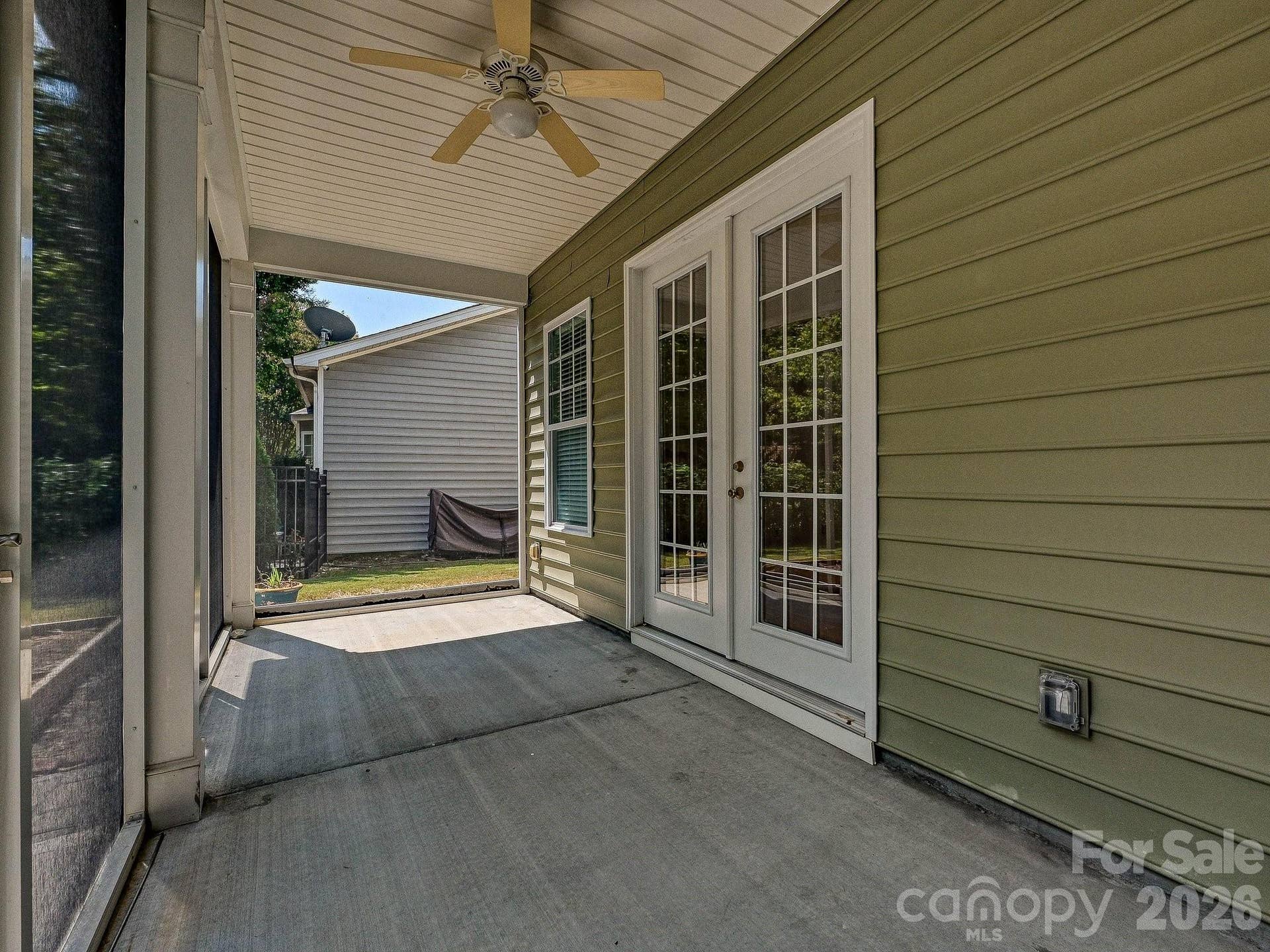 1021 Knob Creek Lane, Tega Cay, SC 29708