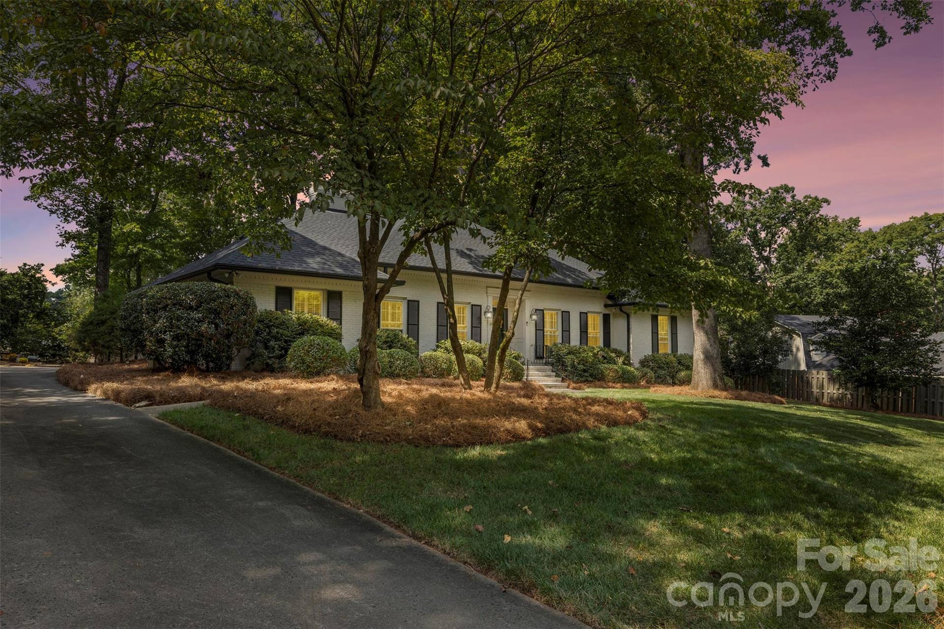 1009 Bearmore Drive, Charlotte, NC 28211