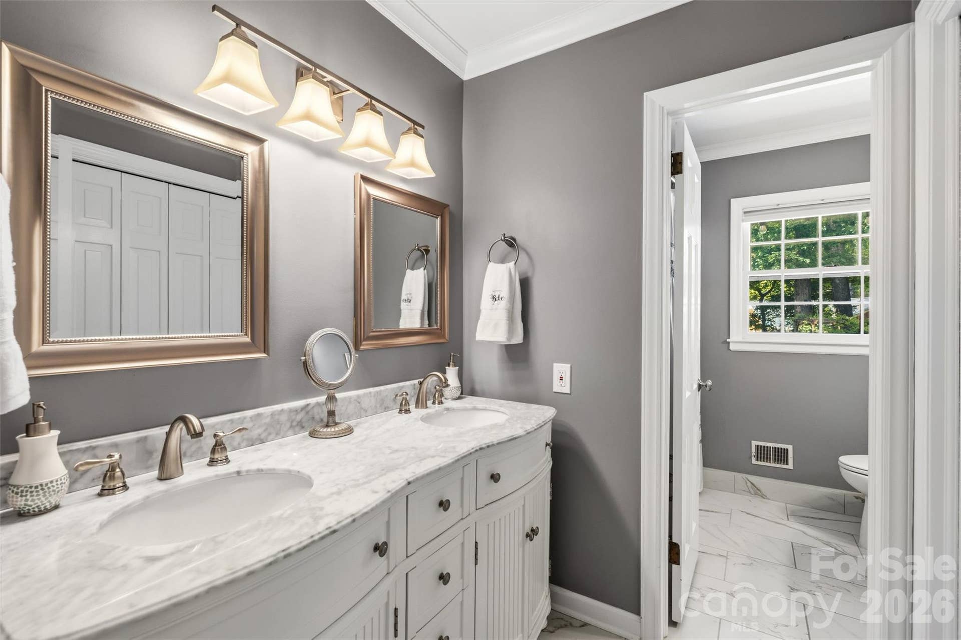 1009 Bearmore Drive, Charlotte, NC 28211