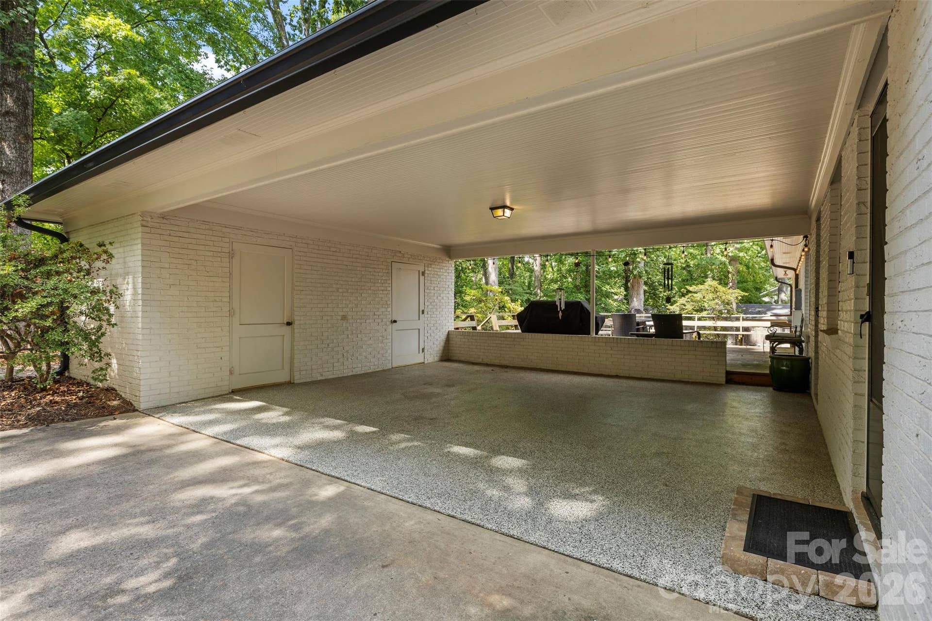 1009 Bearmore Drive, Charlotte, NC 28211