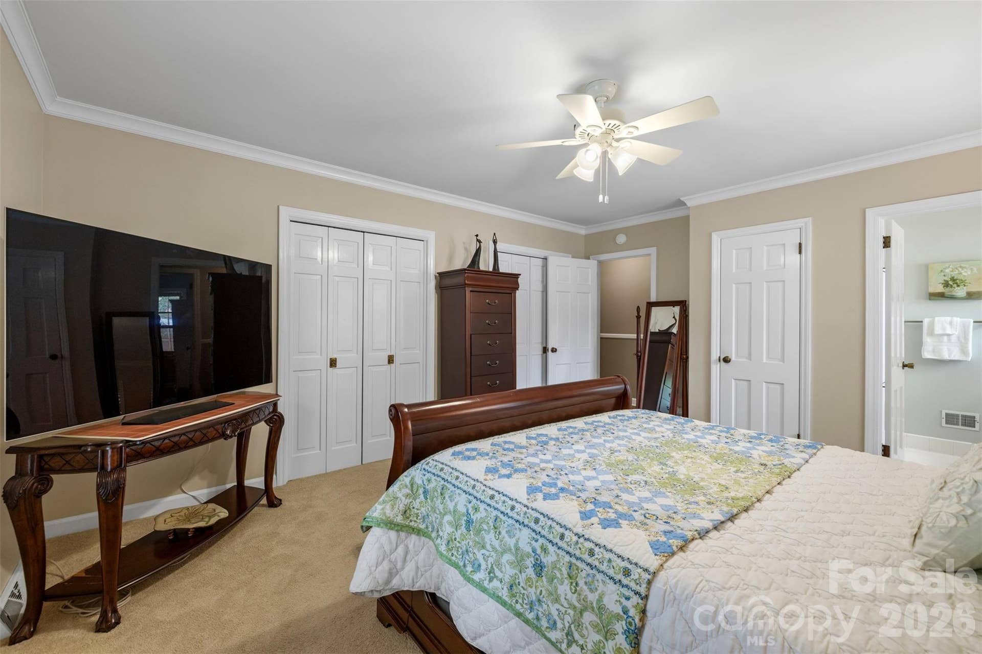 1009 Bearmore Drive, Charlotte, NC 28211