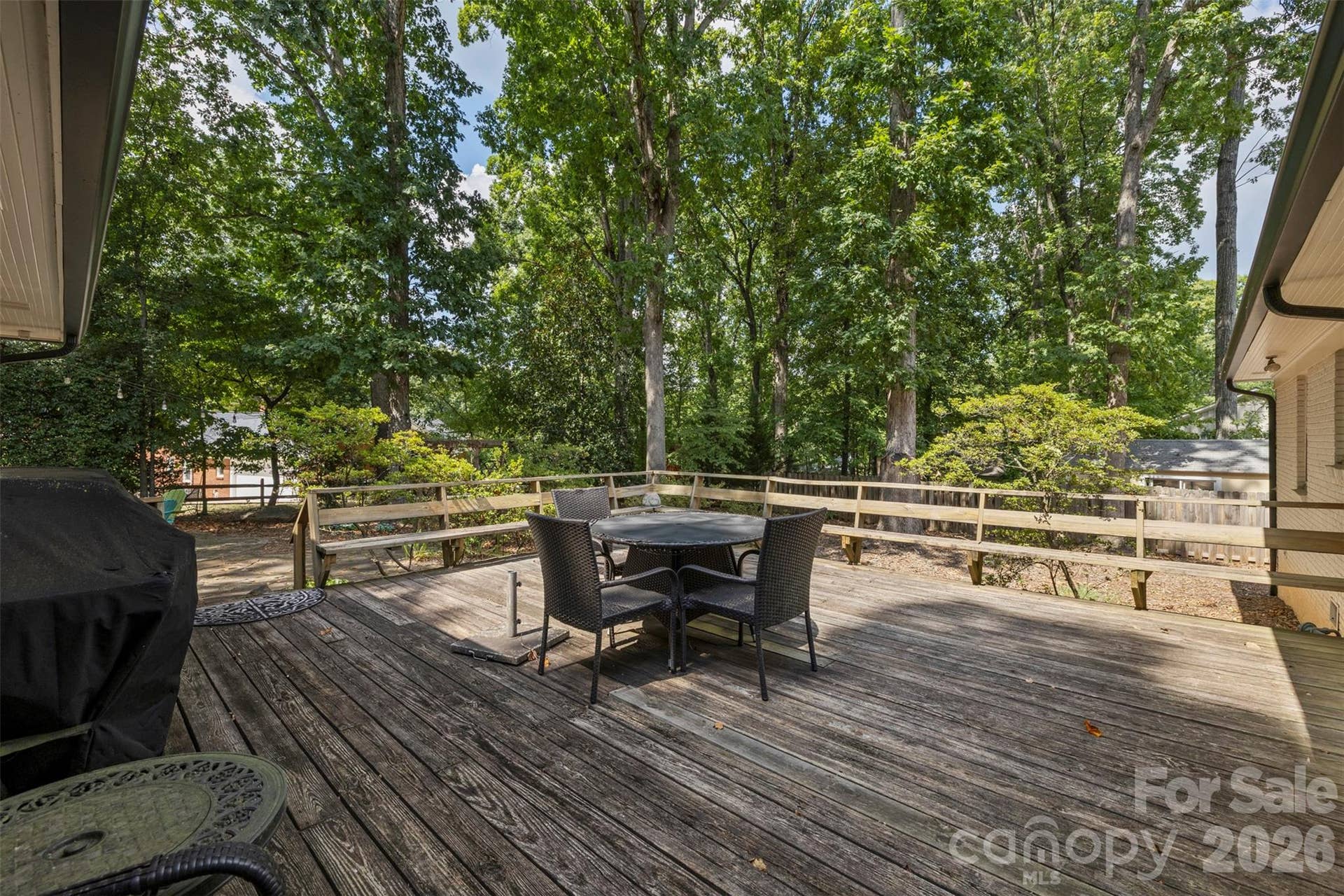 1009 Bearmore Drive, Charlotte, NC 28211