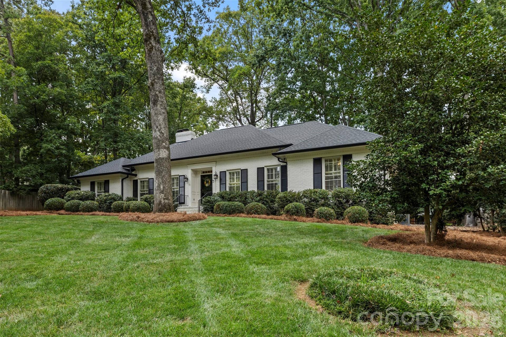 1009 Bearmore Drive, Charlotte, NC 28211