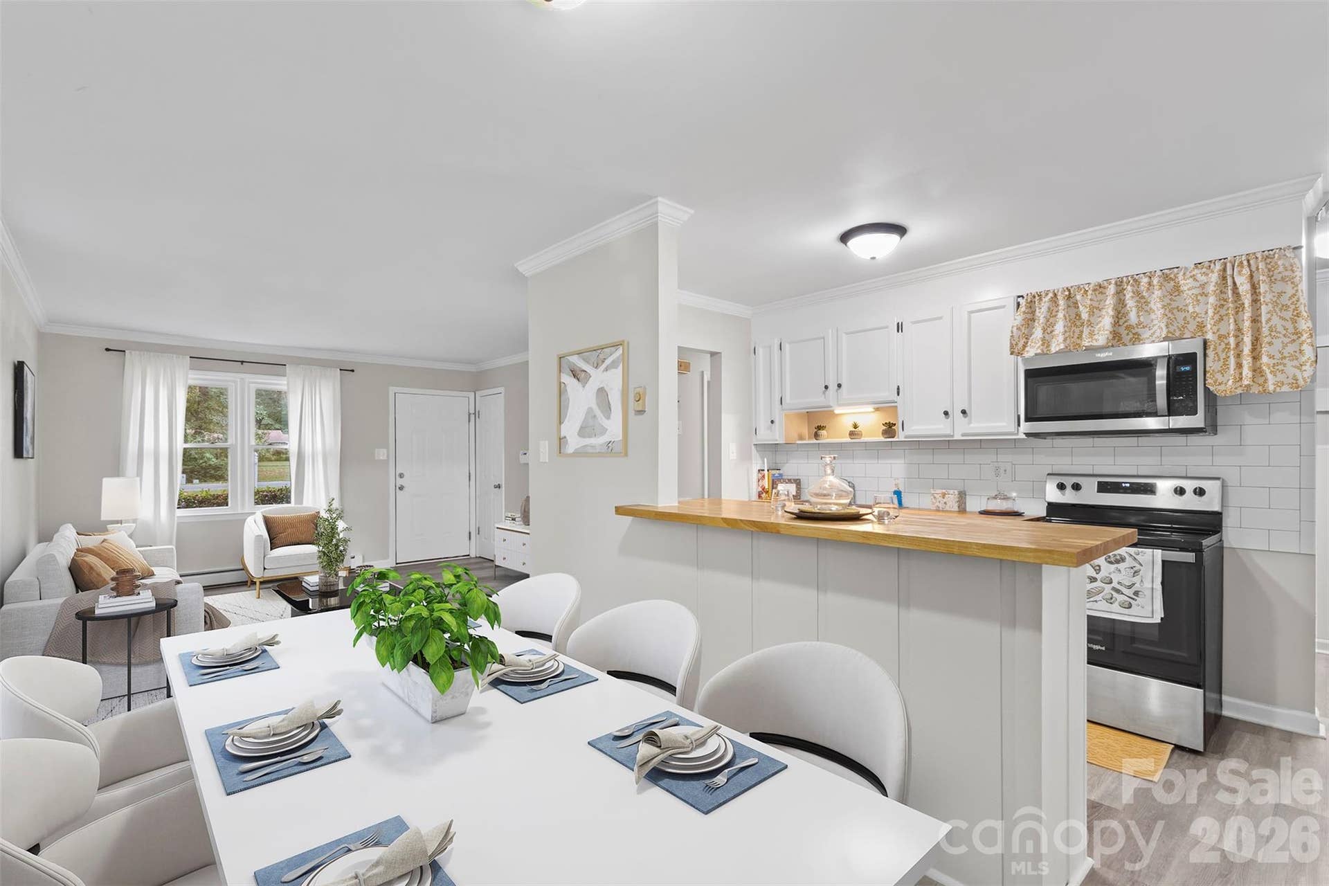 Virtually Staged Dining Area