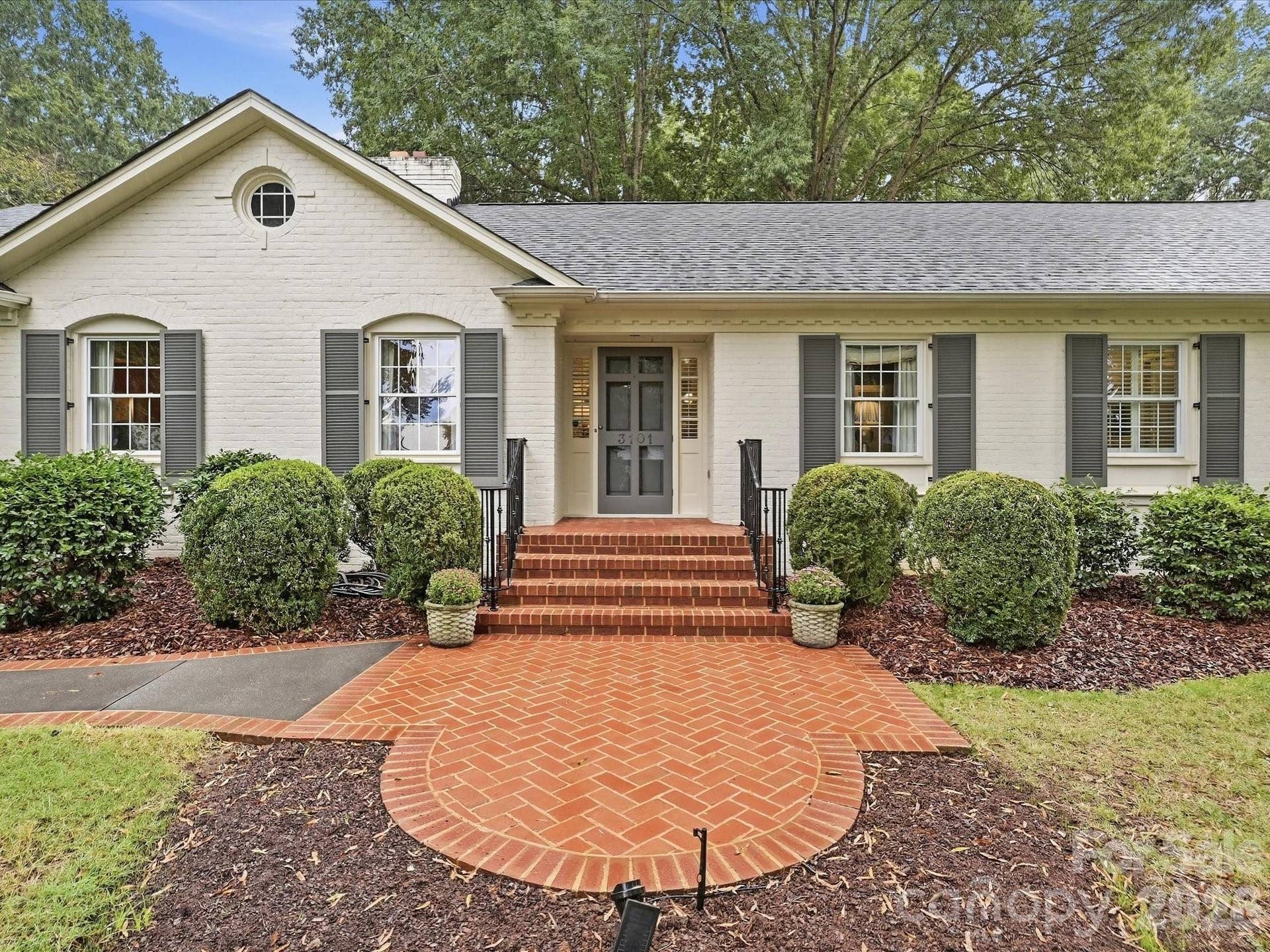 3101 Cloverfield Road, Charlotte, NC 28211 Welcome!