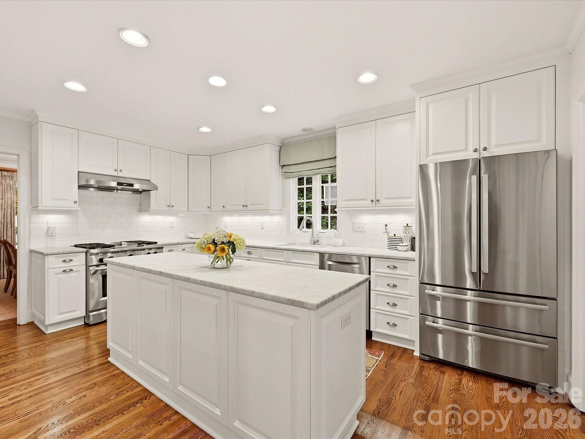 3101 Cloverfield Road, Charlotte, NC 28211 Kitchen
