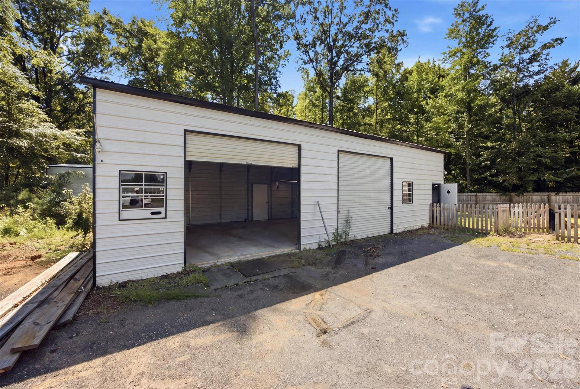 995 Bethel School Road, Clover, SC 29710 995 Bethel School Road, Clover, SC 29710