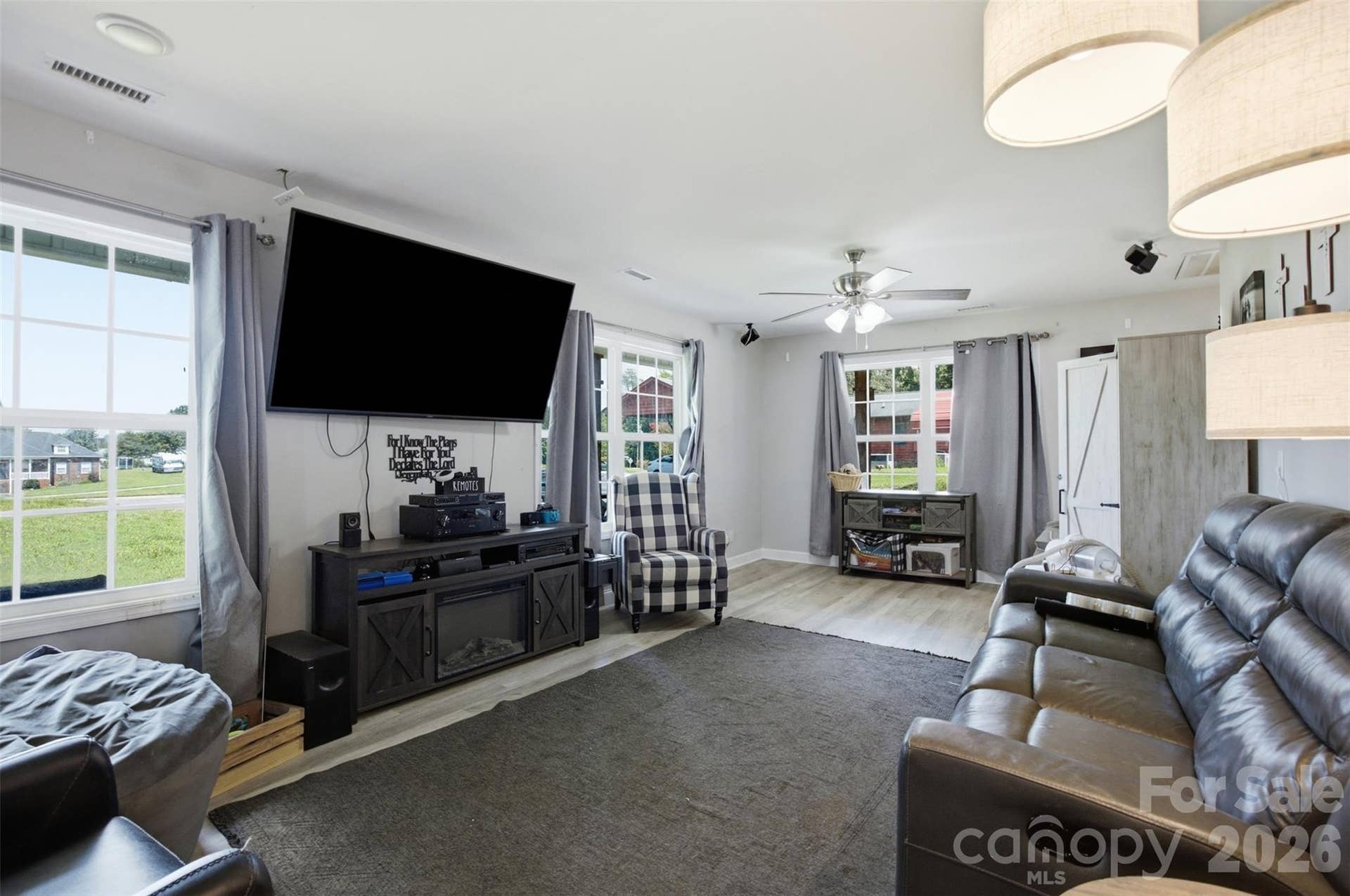 995 Bethel School Road, Clover, SC 29710 995 Bethel School Road, Clover, SC 29710