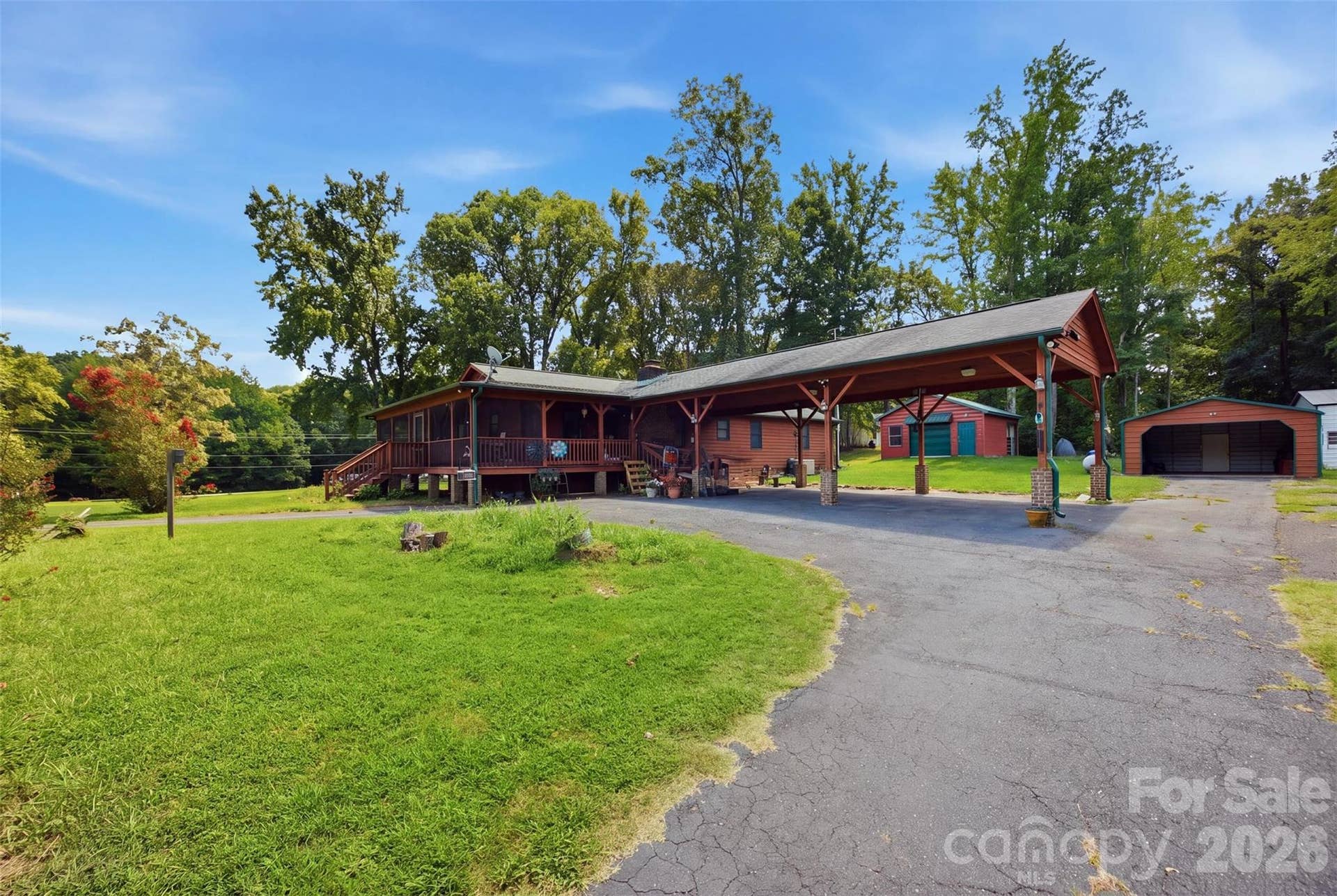995 Bethel School Road, Clover, SC 29710 995 Bethel School Road, Clover, SC 29710