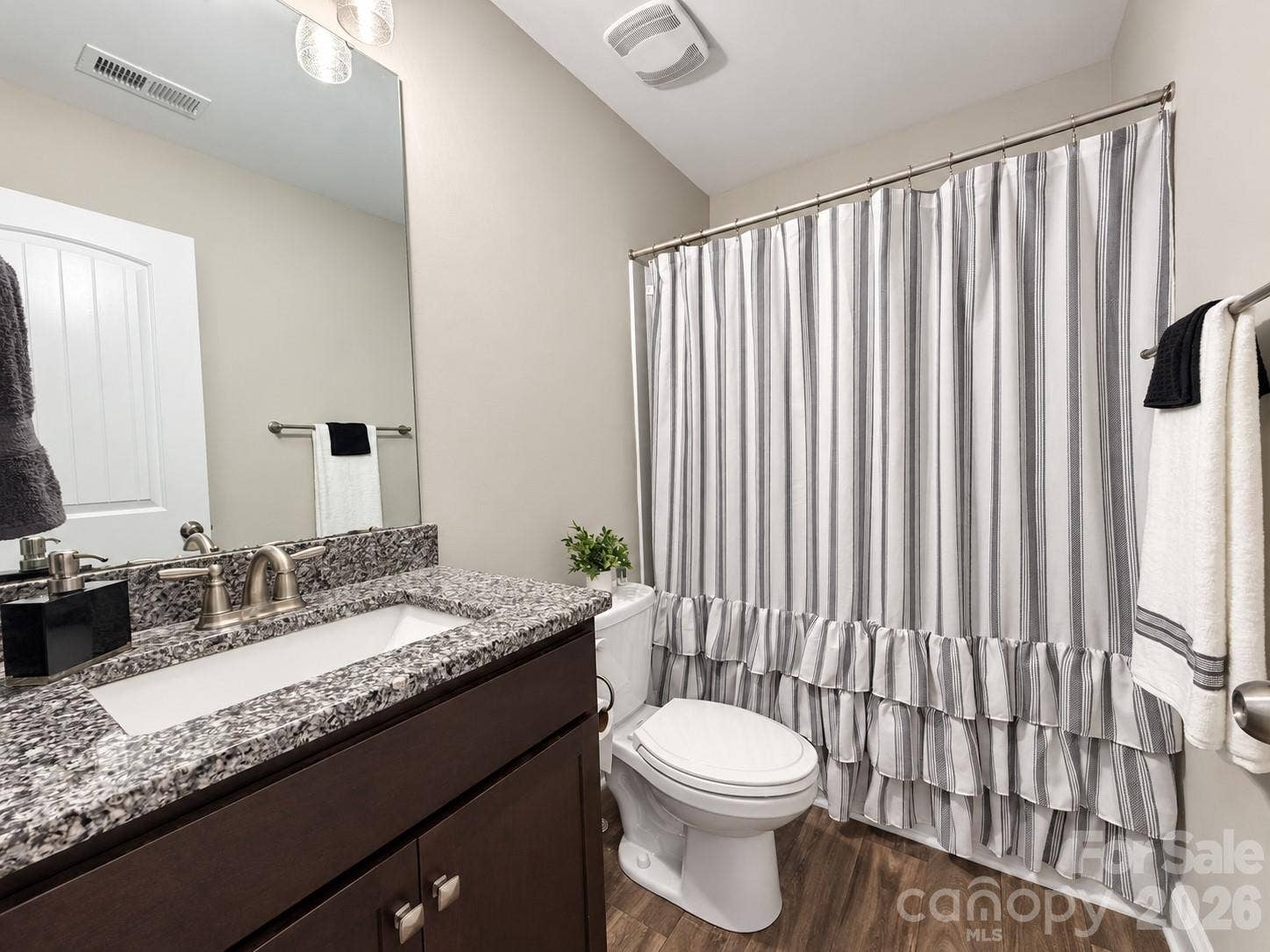 9201 Providence Road S, Waxhaw, NC 28173 2nd full bathroom upstairs