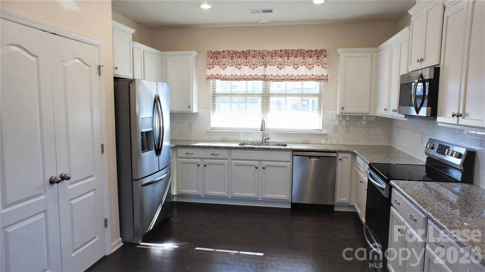 1006 Hudson Mill Drive, Waxhaw, NC 28173 1006 Hudson Mill Drive, Waxhaw, NC 28173
