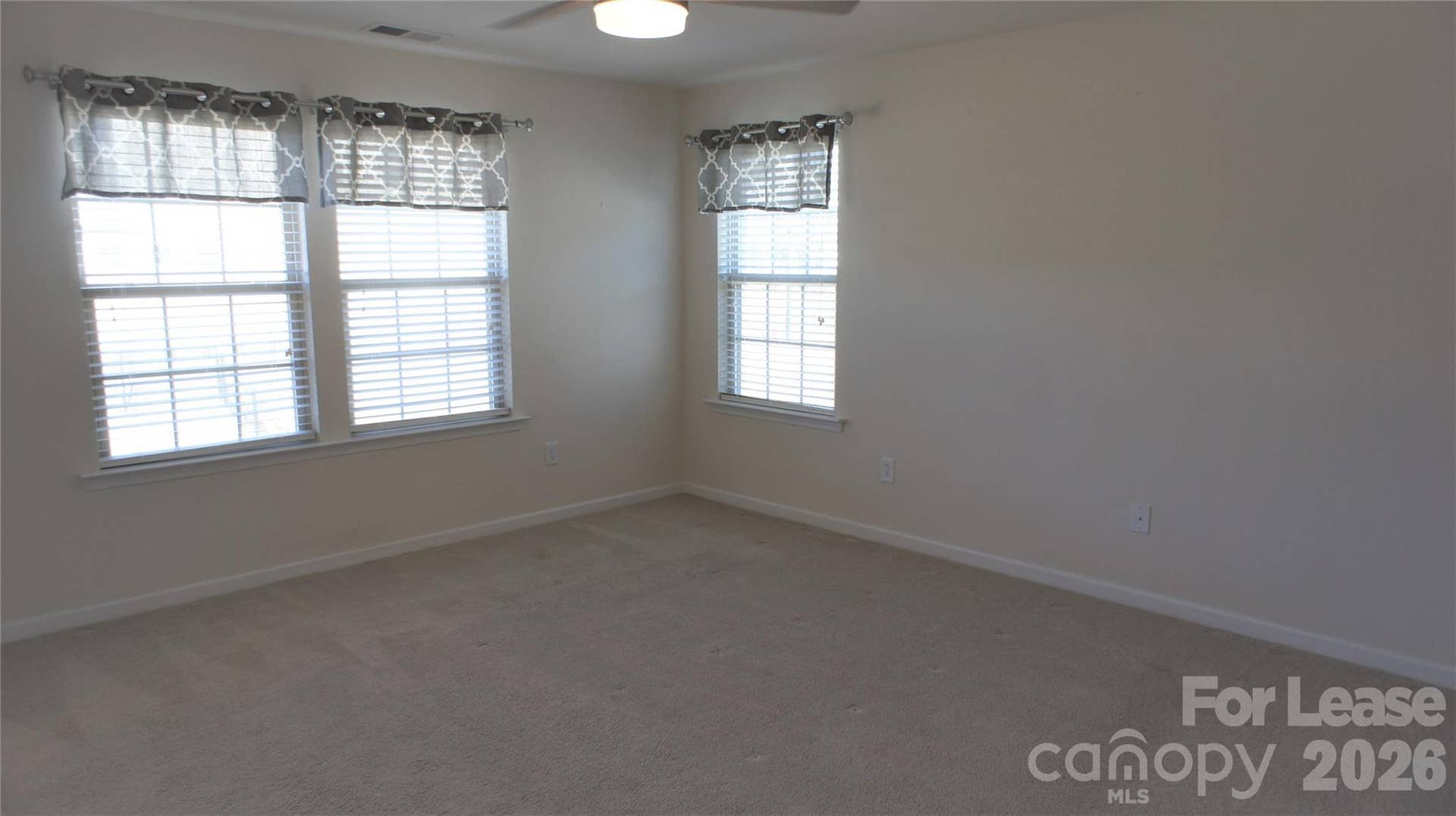1006 Hudson Mill Drive, Waxhaw, NC 28173 1006 Hudson Mill Drive, Waxhaw, NC 28173