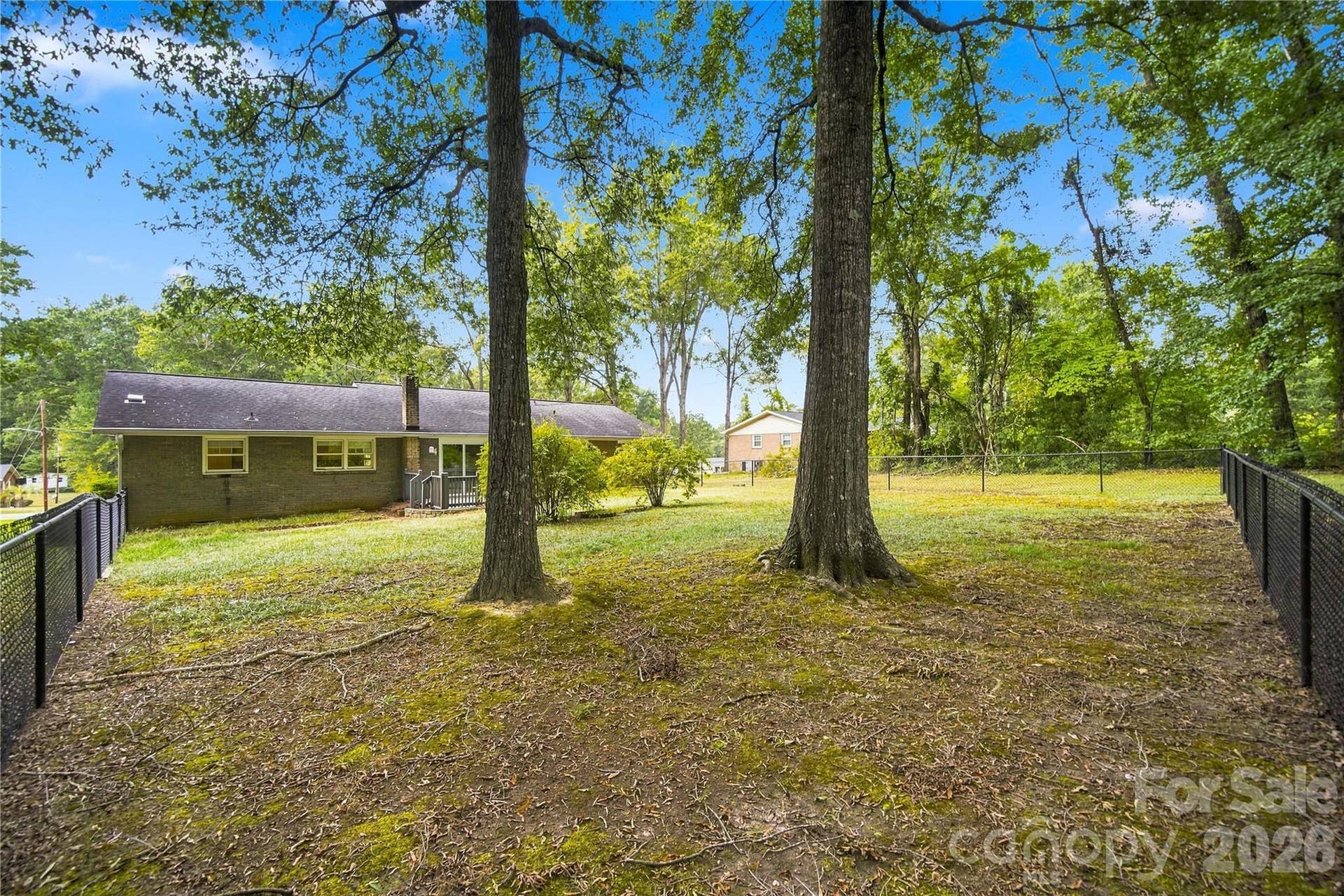 556 Oakhaven Drive, Lancaster, SC 29720