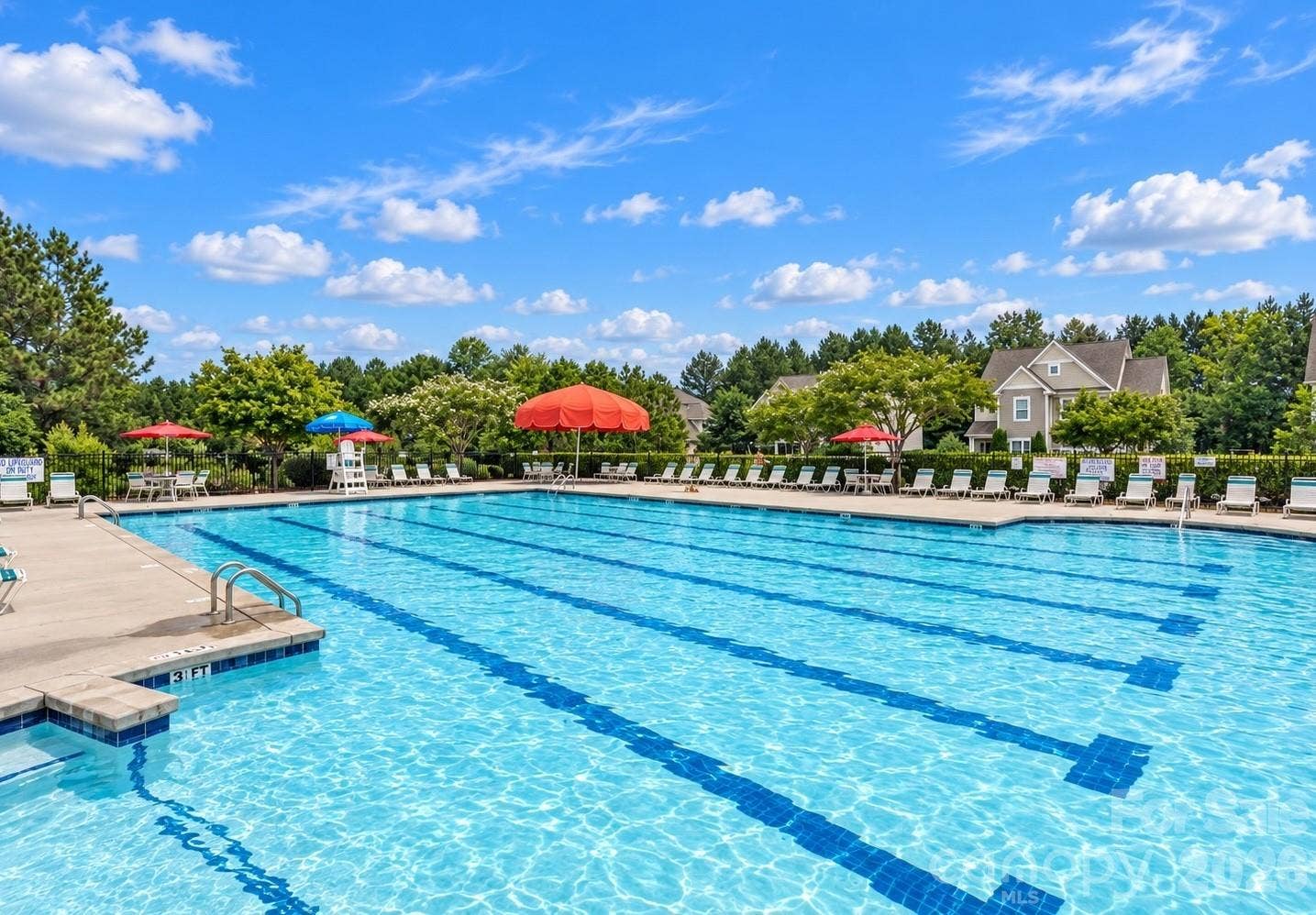 2nd pool, perfect for lap swimming