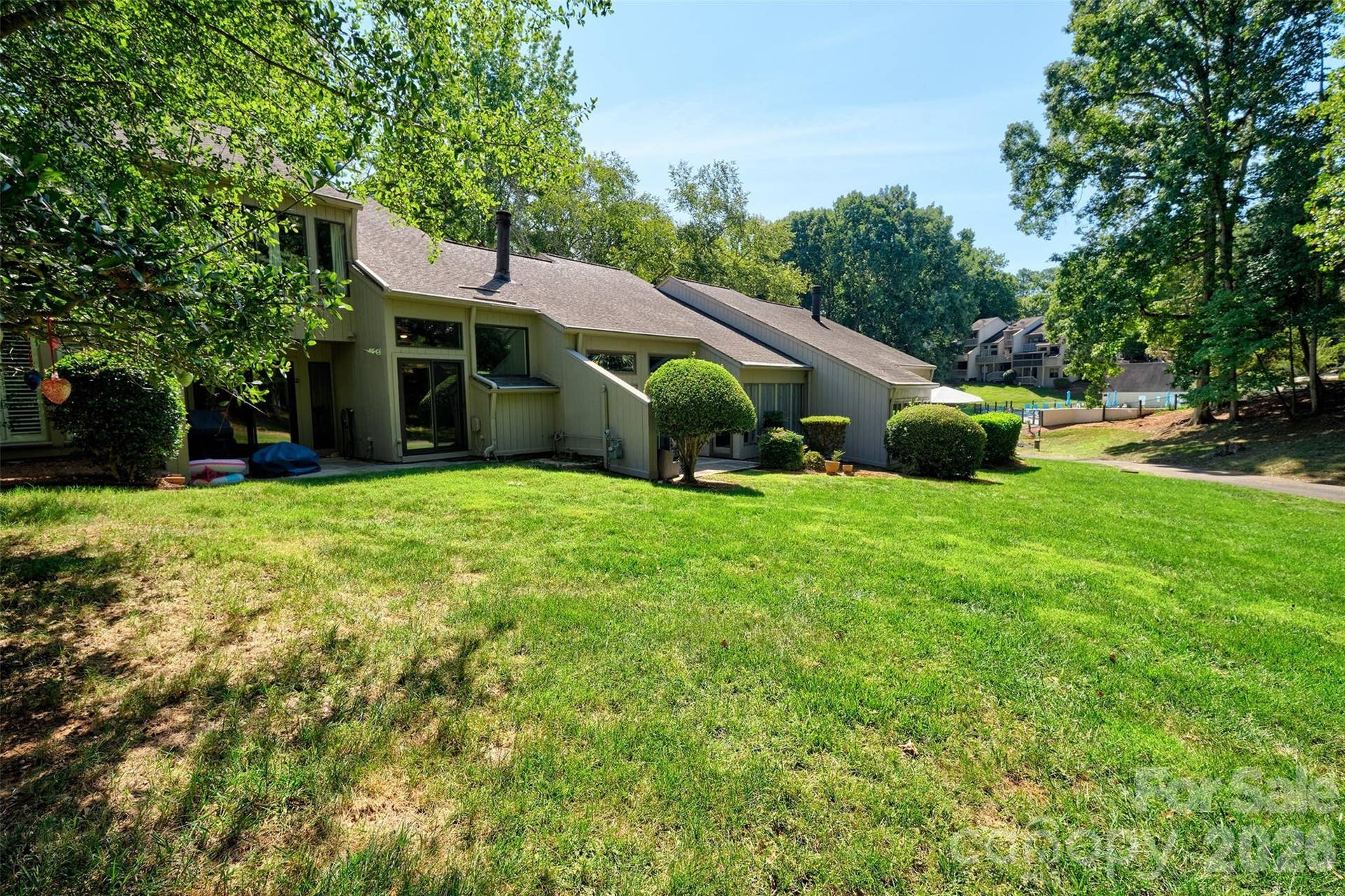 34 Old Post Road, Lake Wylie, SC 29710 34 Old Post Road, Lake Wylie, SC 29710