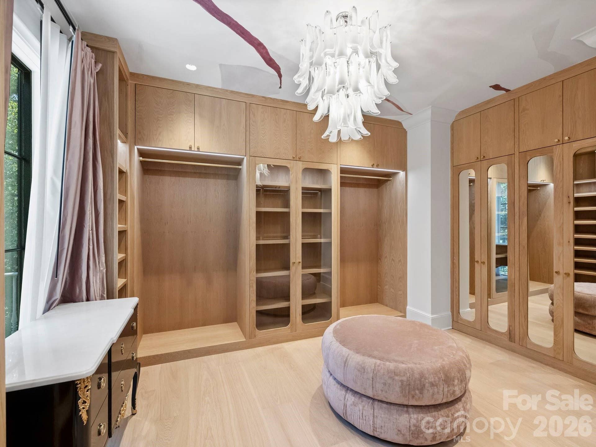 Hidden dressing room and custom closet