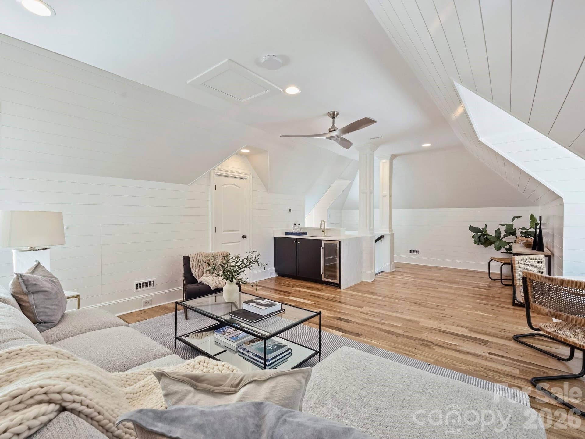 Bonus room/guest suite
