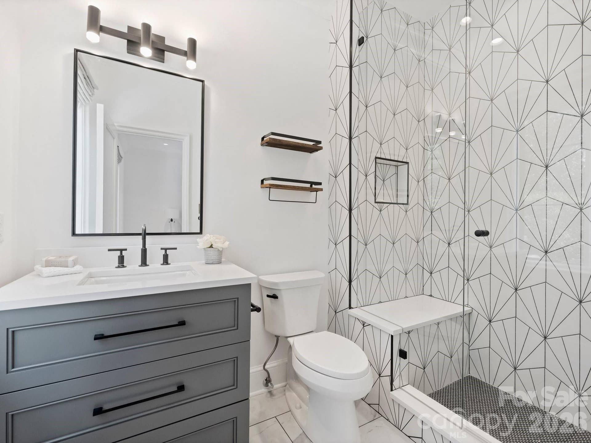 Guest Suite 3 bath