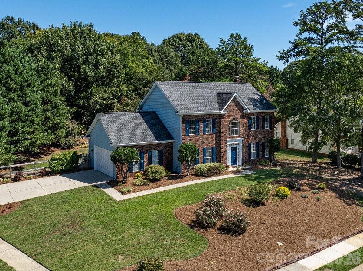2901 Firewood Drive, Matthews, NC 28105 2901 Firewood Drive, Matthews, NC 28105