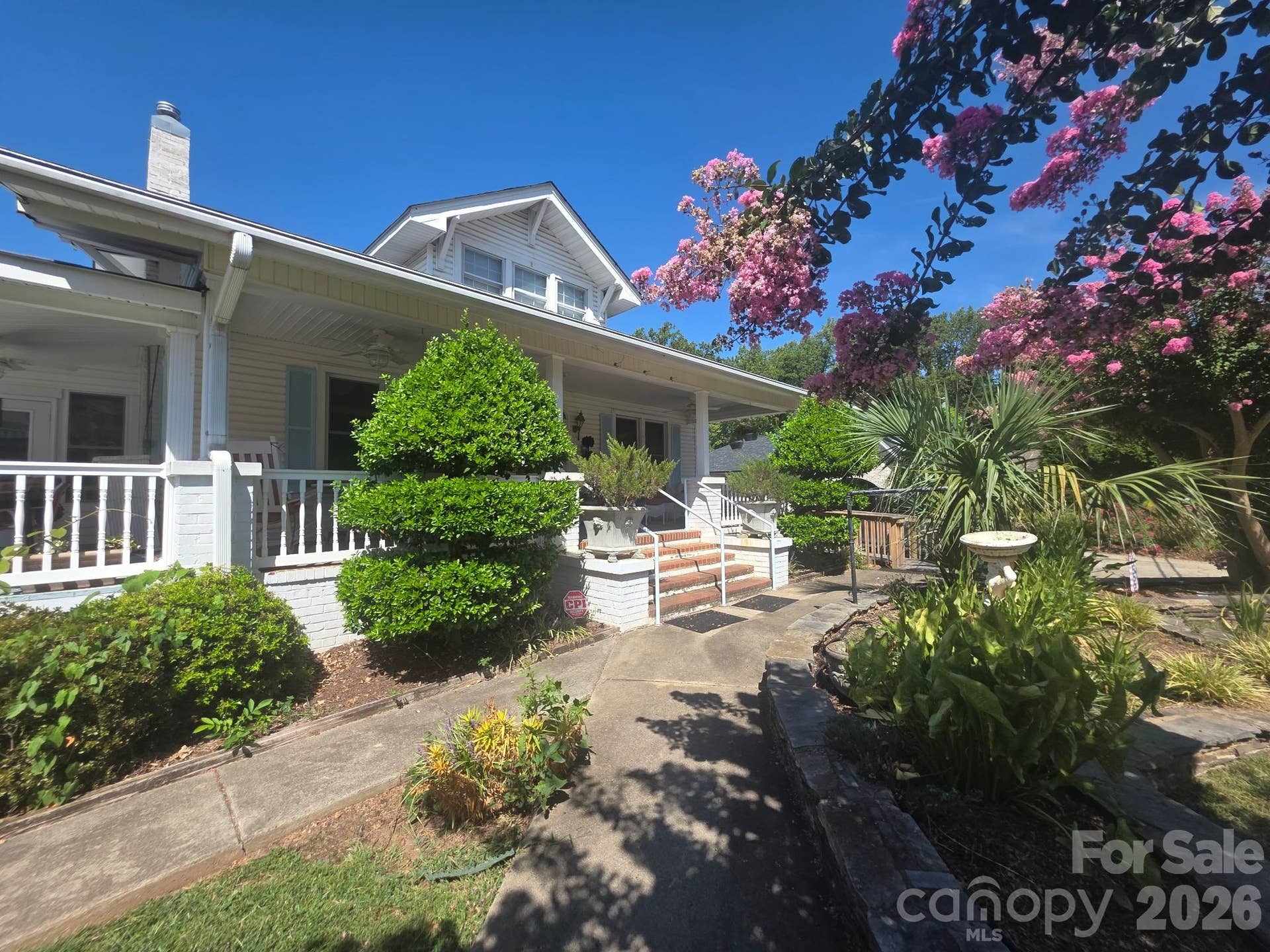 113 N Central Avenue, Belmont, NC 28012 113 N Central Avenue, Belmont, NC 28012