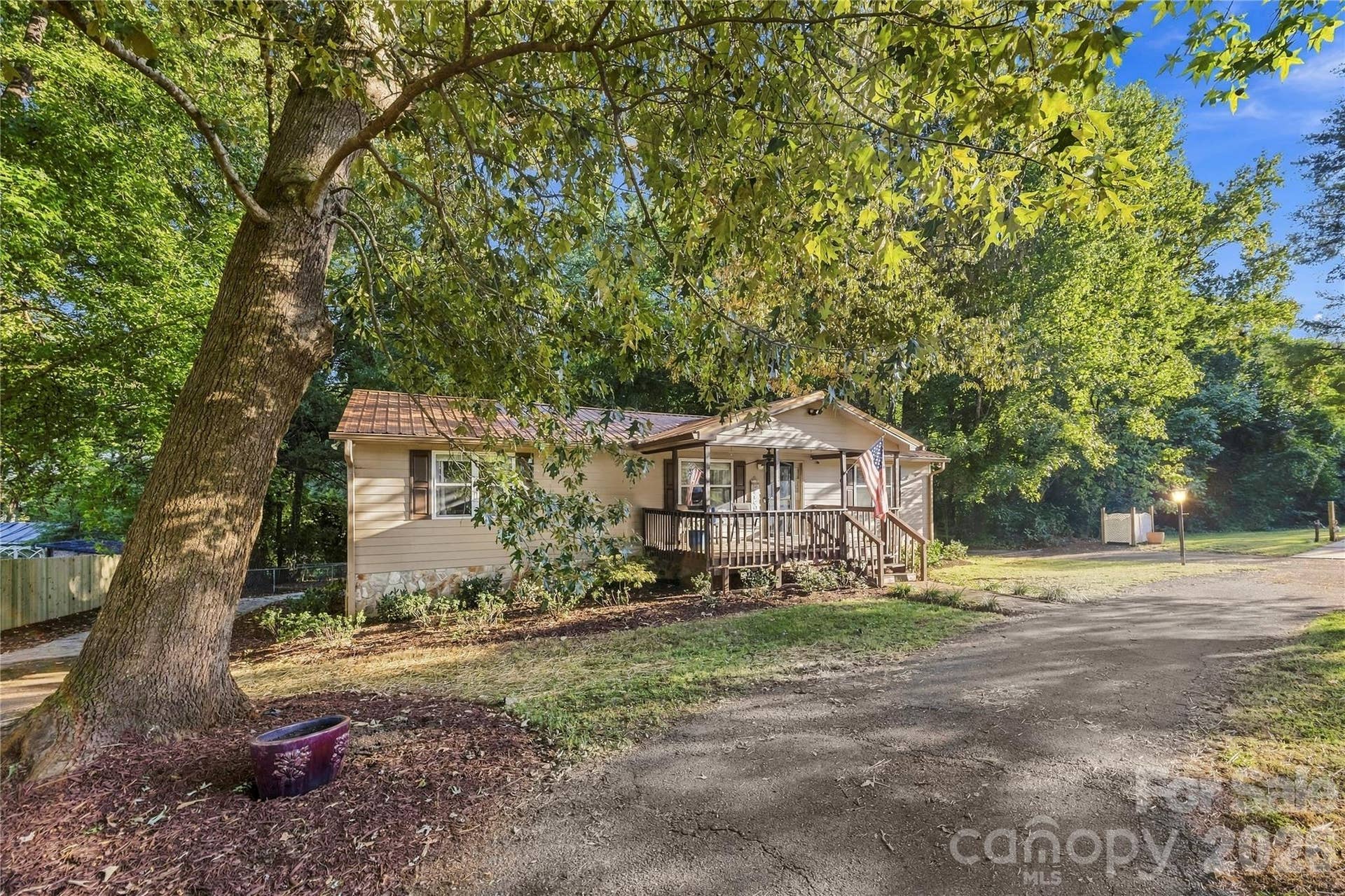 7316 Neal Road, Charlotte, NC 28262 7316 Neal Road, Charlotte, NC 28262