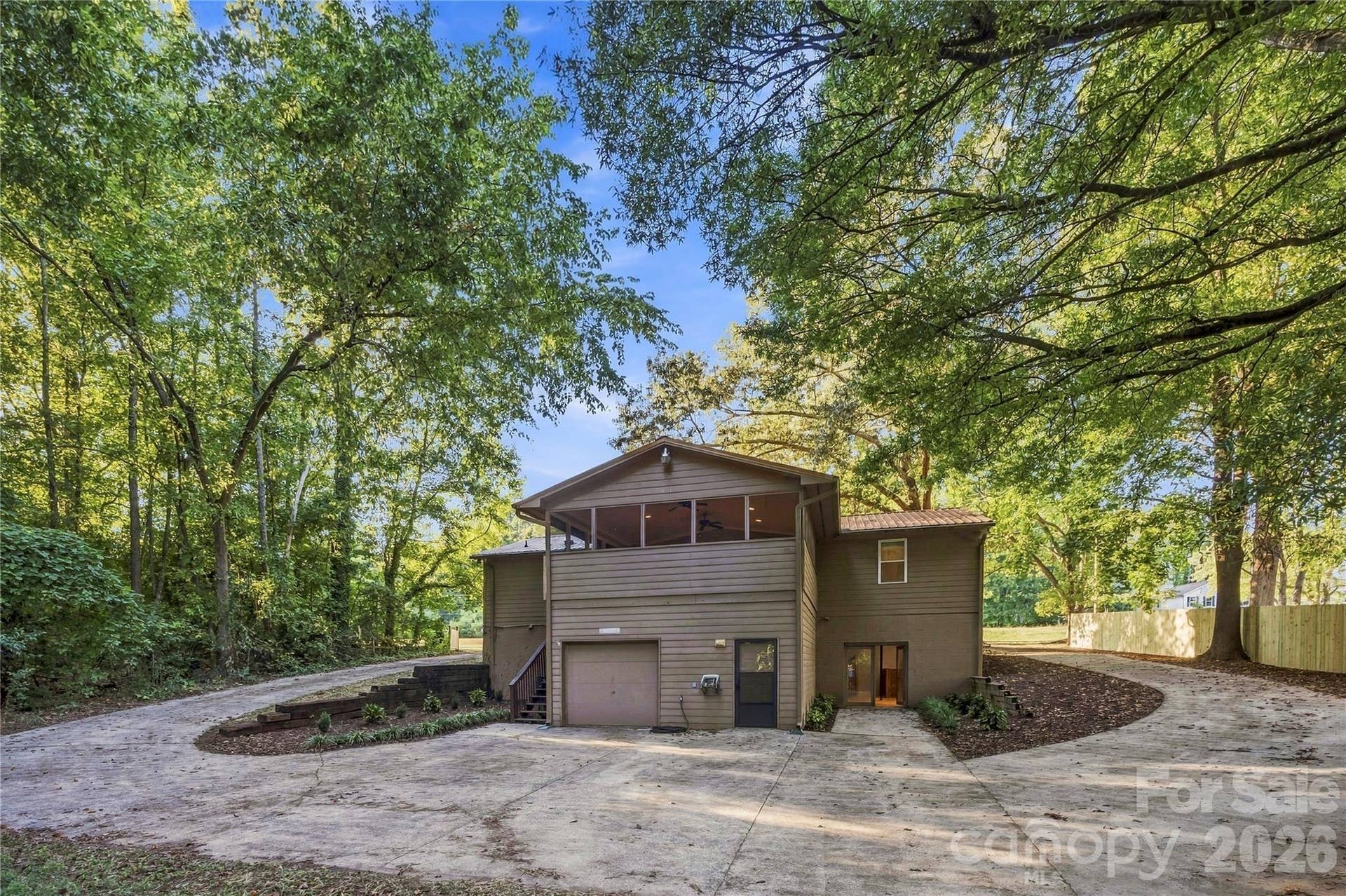7316 Neal Road, Charlotte, NC 28262 7316 Neal Road, Charlotte, NC 28262