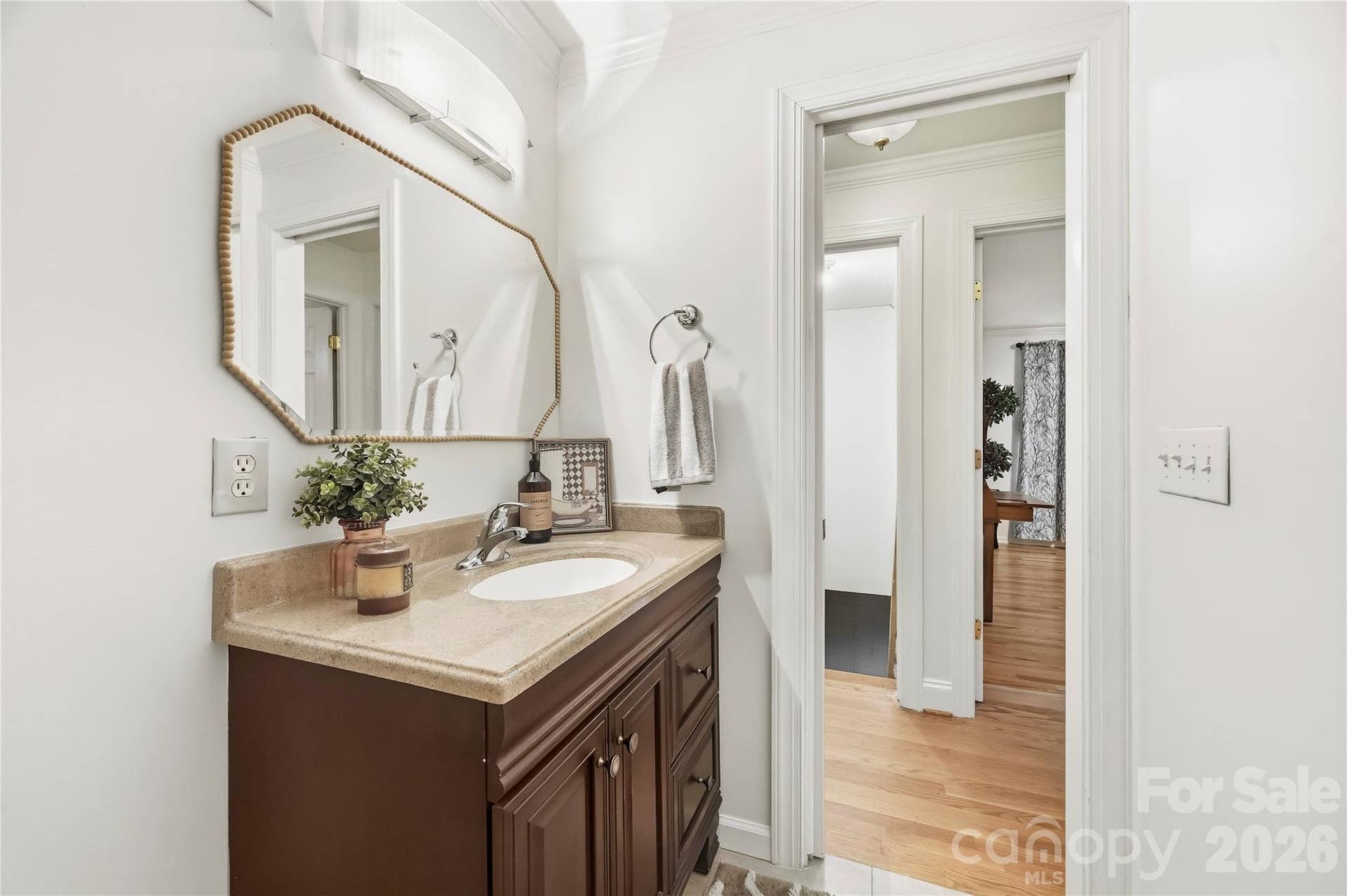 7316 Neal Road, Charlotte, NC 28262 7316 Neal Road, Charlotte, NC 28262
