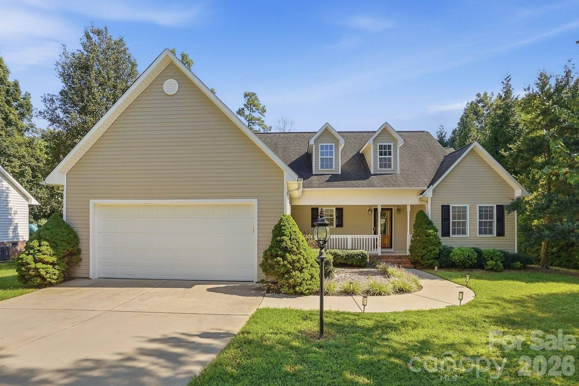6530 Fly A Way Drive, Denver, NC 28037