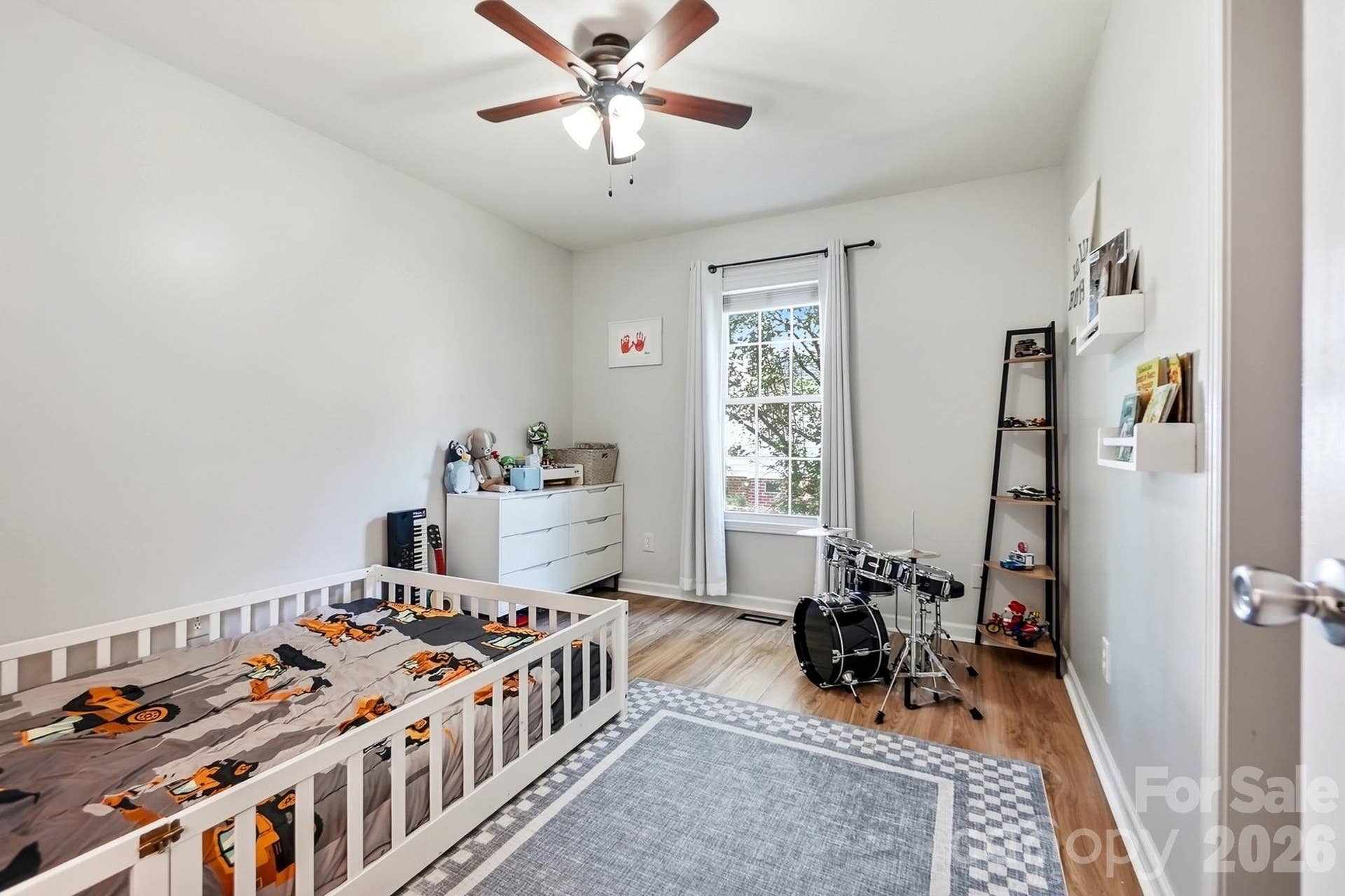 6530 Fly A Way Drive, Denver, NC 28037