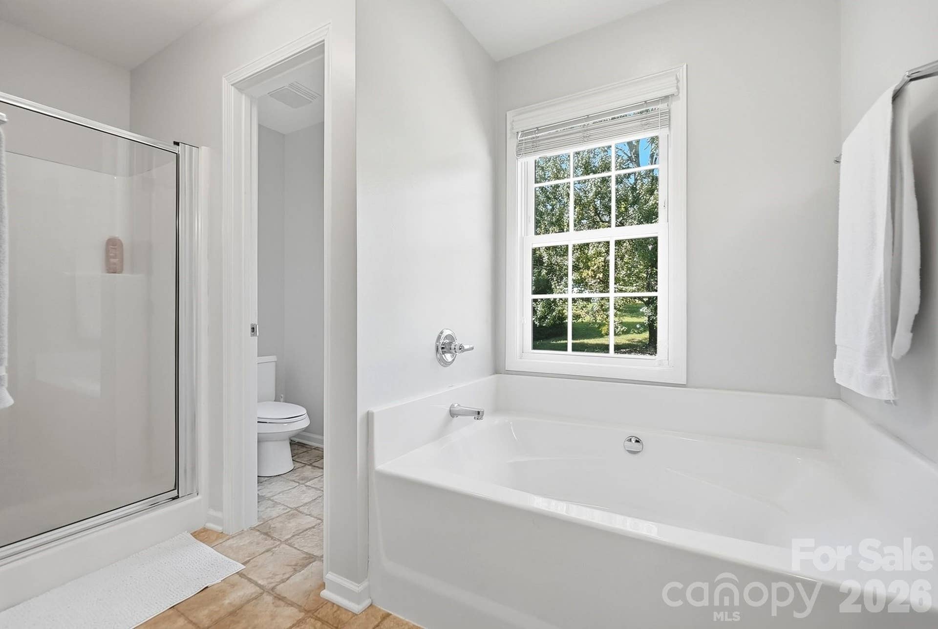 6530 Fly A Way Drive, Denver, NC 28037