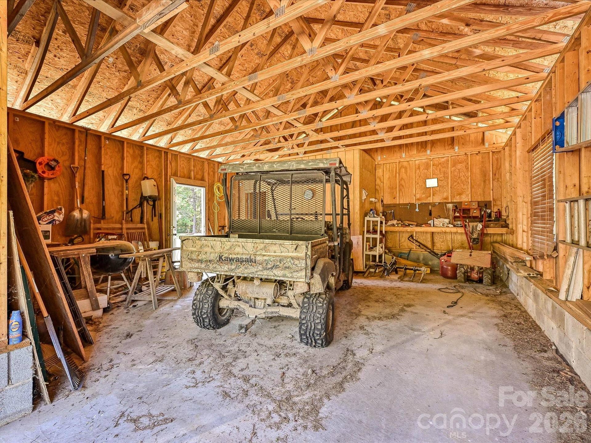 3227 Legend Road, Lancaster, SC 29720 Barn