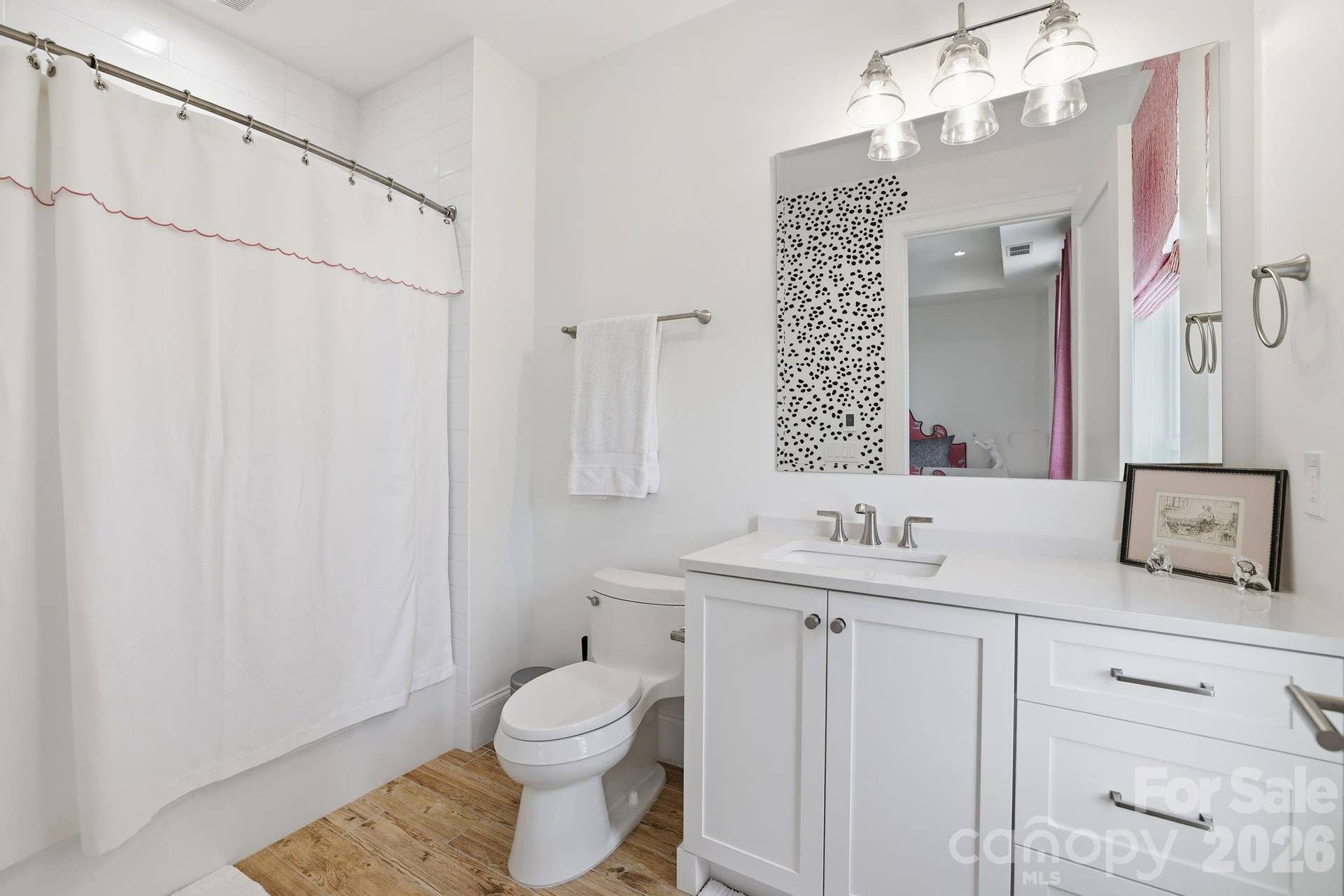 130 Cherokee Road, #406, Charlotte, NC 28207 130 Cherokee Road, #406, Charlotte, NC 28207
