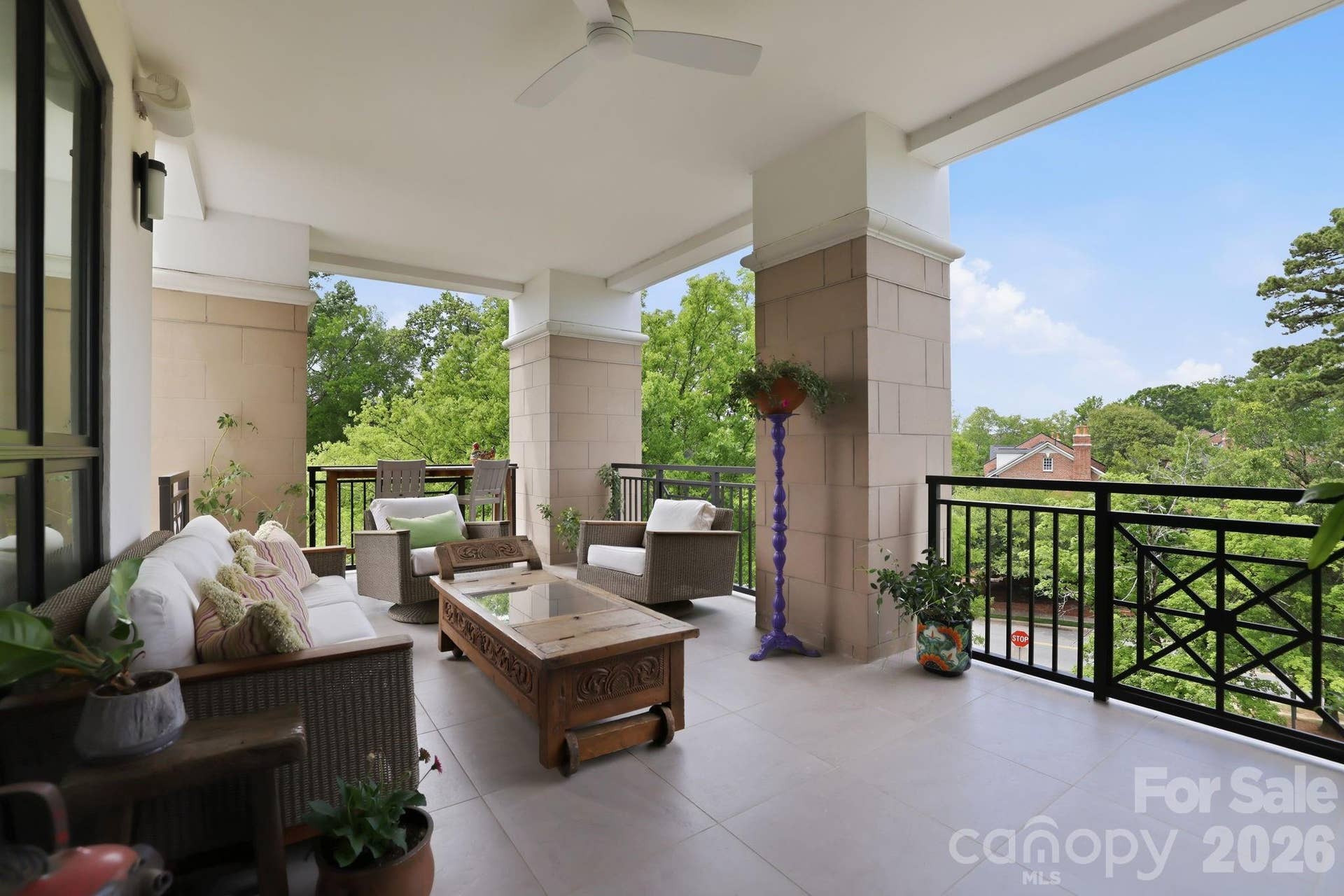 130 Cherokee Road, #406, Charlotte, NC 28207 130 Cherokee Road, #406, Charlotte, NC 28207