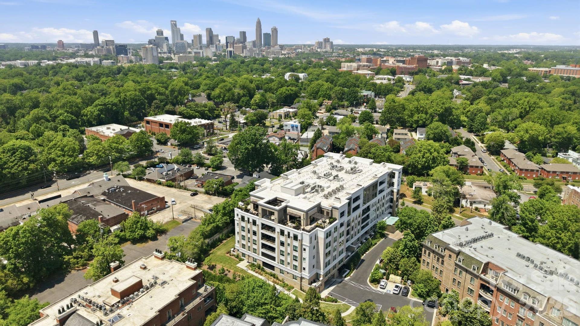 130 Cherokee Road, #406, Charlotte, NC 28207 130 Cherokee Road, #406, Charlotte, NC 28207