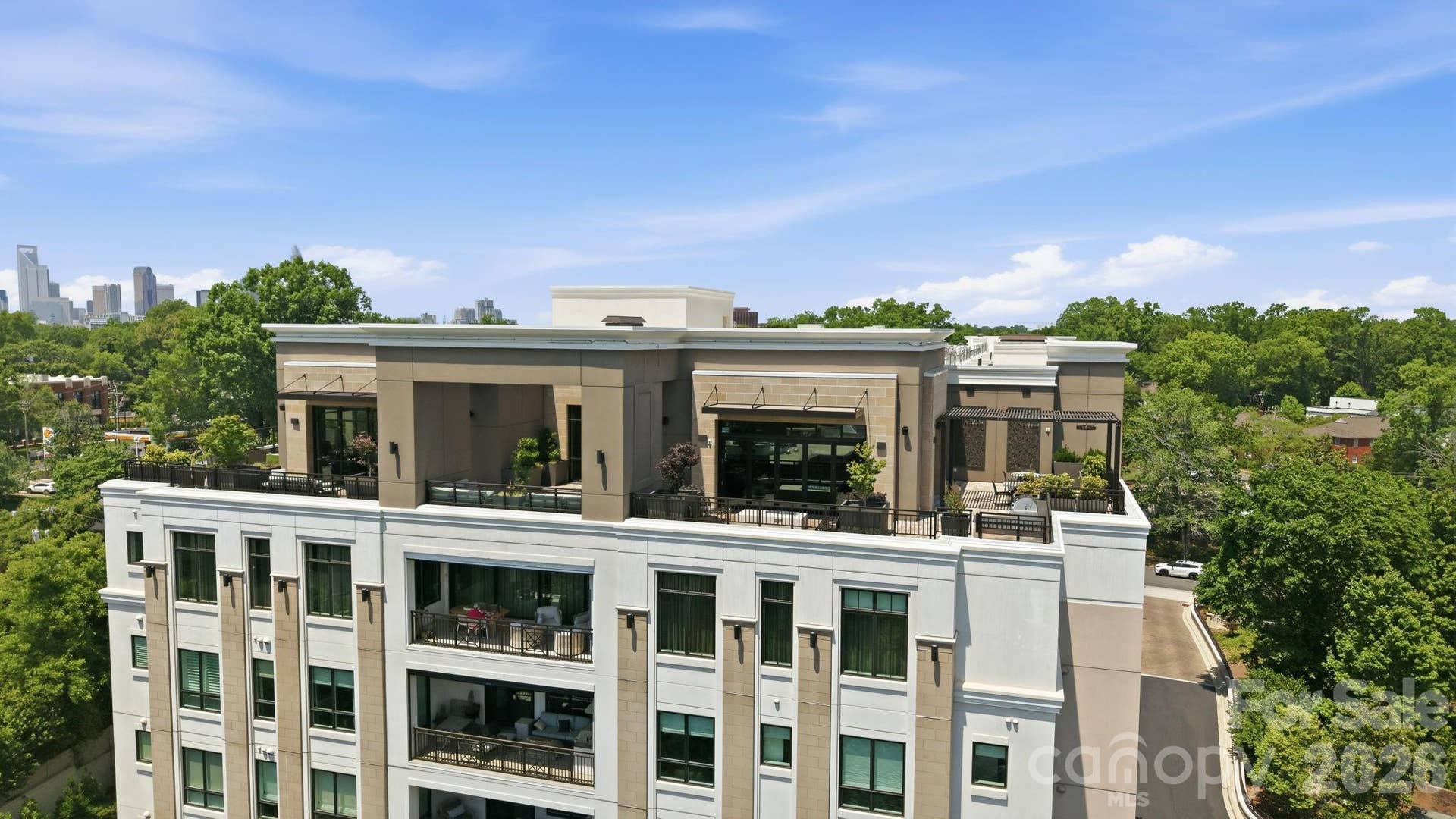 130 Cherokee Road, #406, Charlotte, NC 28207 130 Cherokee Road, #406, Charlotte, NC 28207