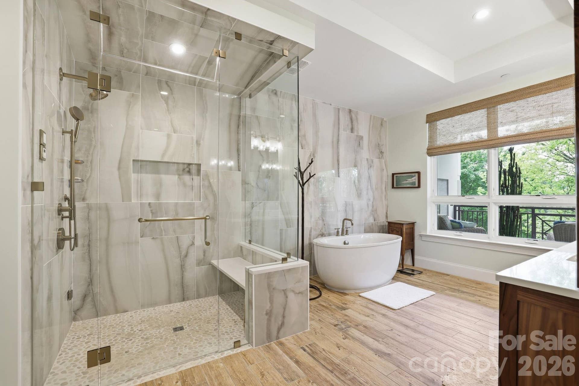 130 Cherokee Road, #406, Charlotte, NC 28207 130 Cherokee Road, #406, Charlotte, NC 28207