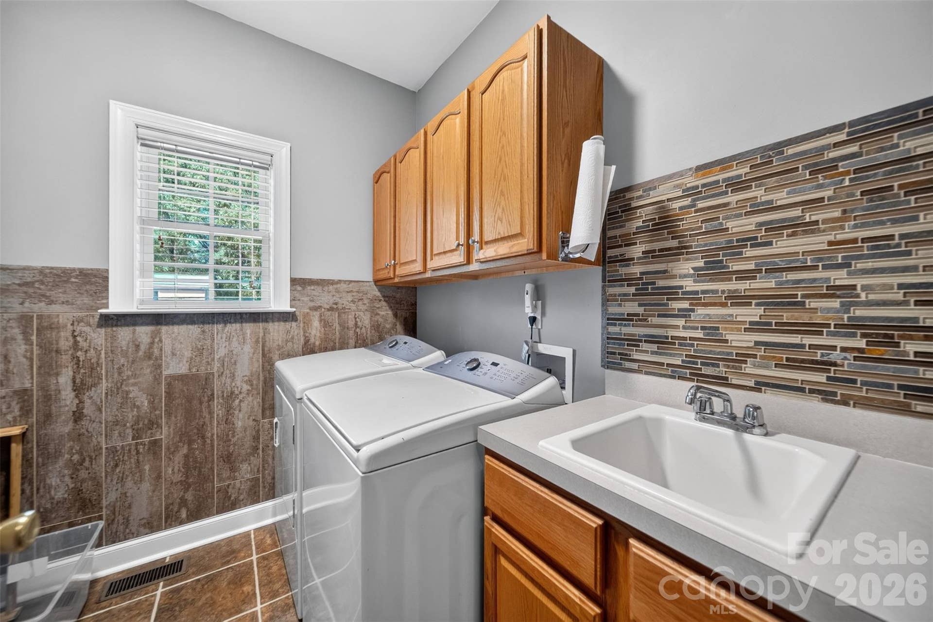 4043 Thompson Road, Lancaster, SC 29720 4043 Thompson Road, Lancaster, SC 29720