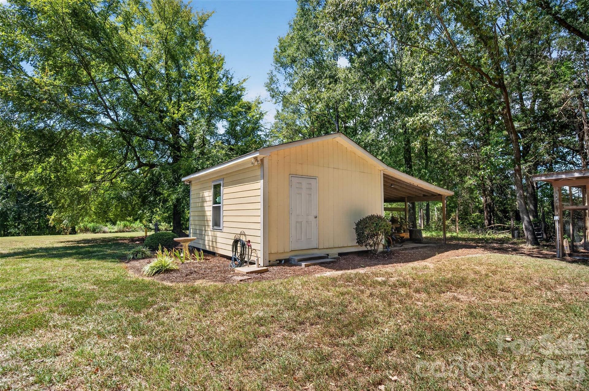 4043 Thompson Road, Lancaster, SC 29720 4043 Thompson Road, Lancaster, SC 29720