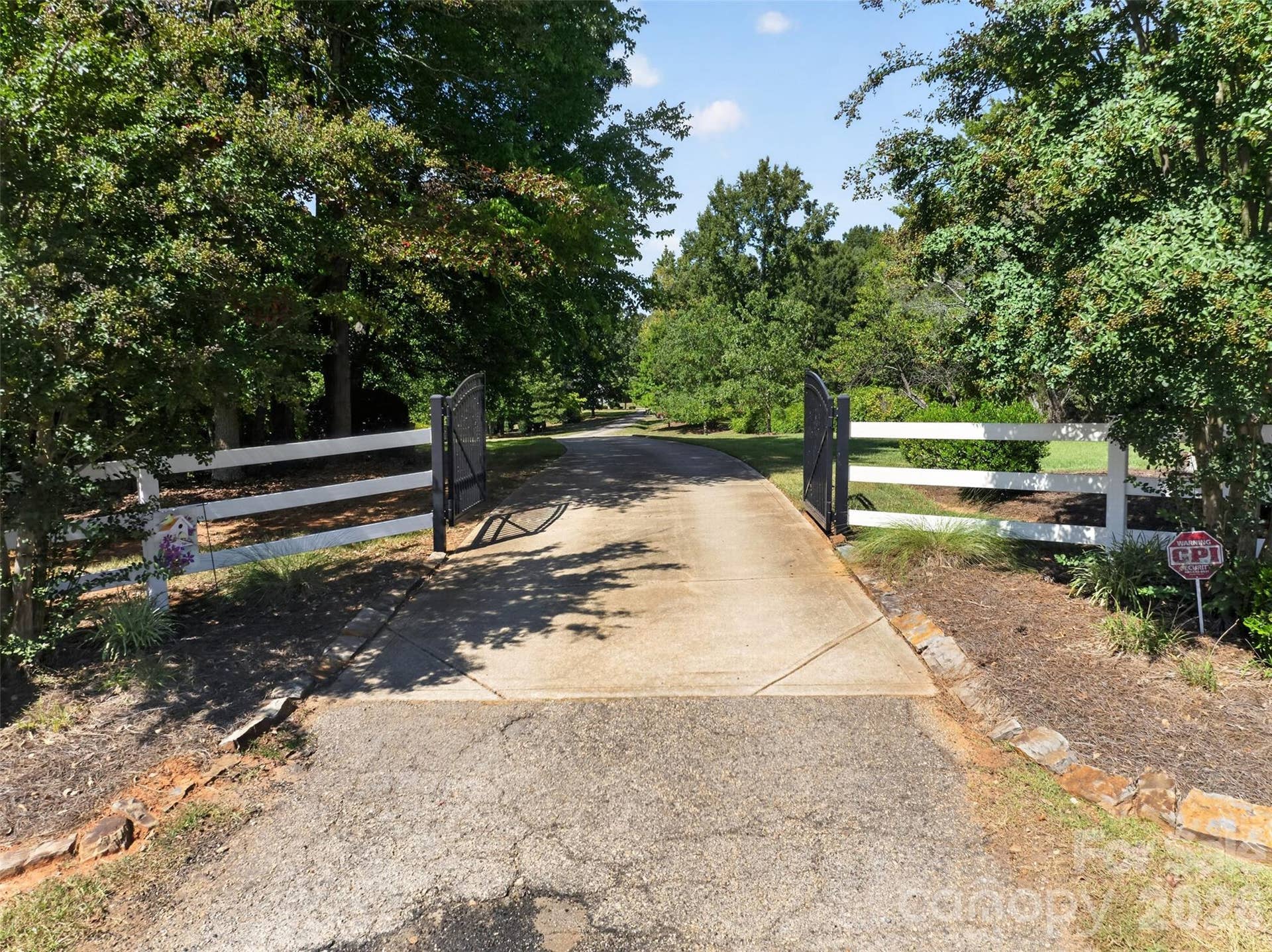 4043 Thompson Road, Lancaster, SC 29720 4043 Thompson Road, Lancaster, SC 29720