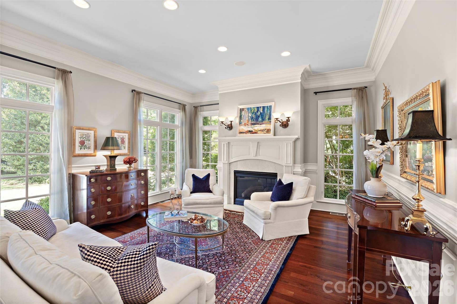 925 Harvard Place, Charlotte, NC 28207 925 Harvard Place, Charlotte, NC 28207