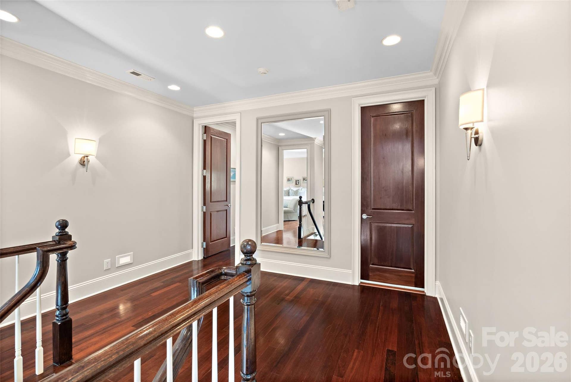 925 Harvard Place, Charlotte, NC 28207 925 Harvard Place, Charlotte, NC 28207