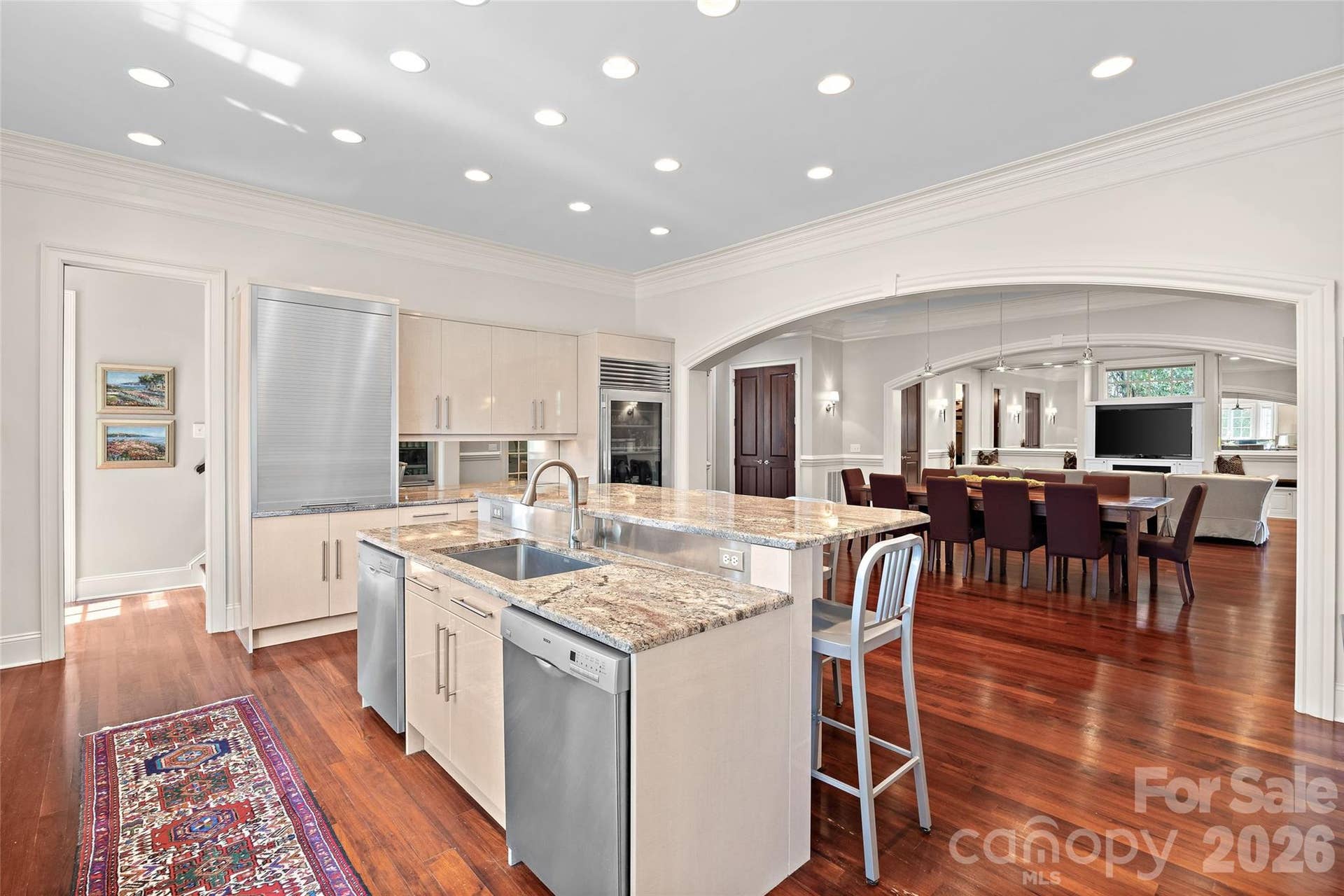 925 Harvard Place, Charlotte, NC 28207 925 Harvard Place, Charlotte, NC 28207